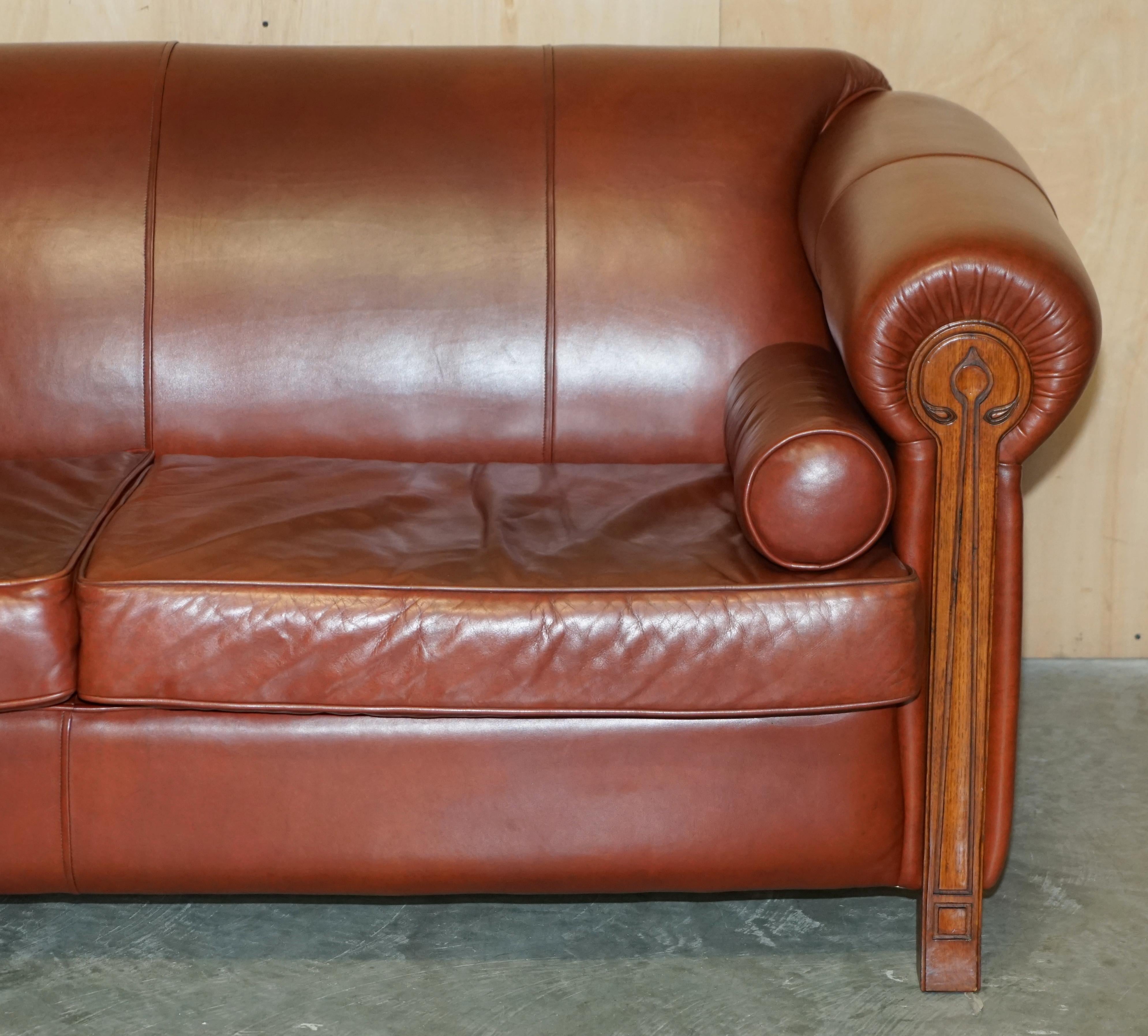 ViNTAGE CHESTNUT BROWN LEATHER LIBERTY'S ART NOUVEAU CLUB SOFA CARVED WOOD FRAMe For Sale 4