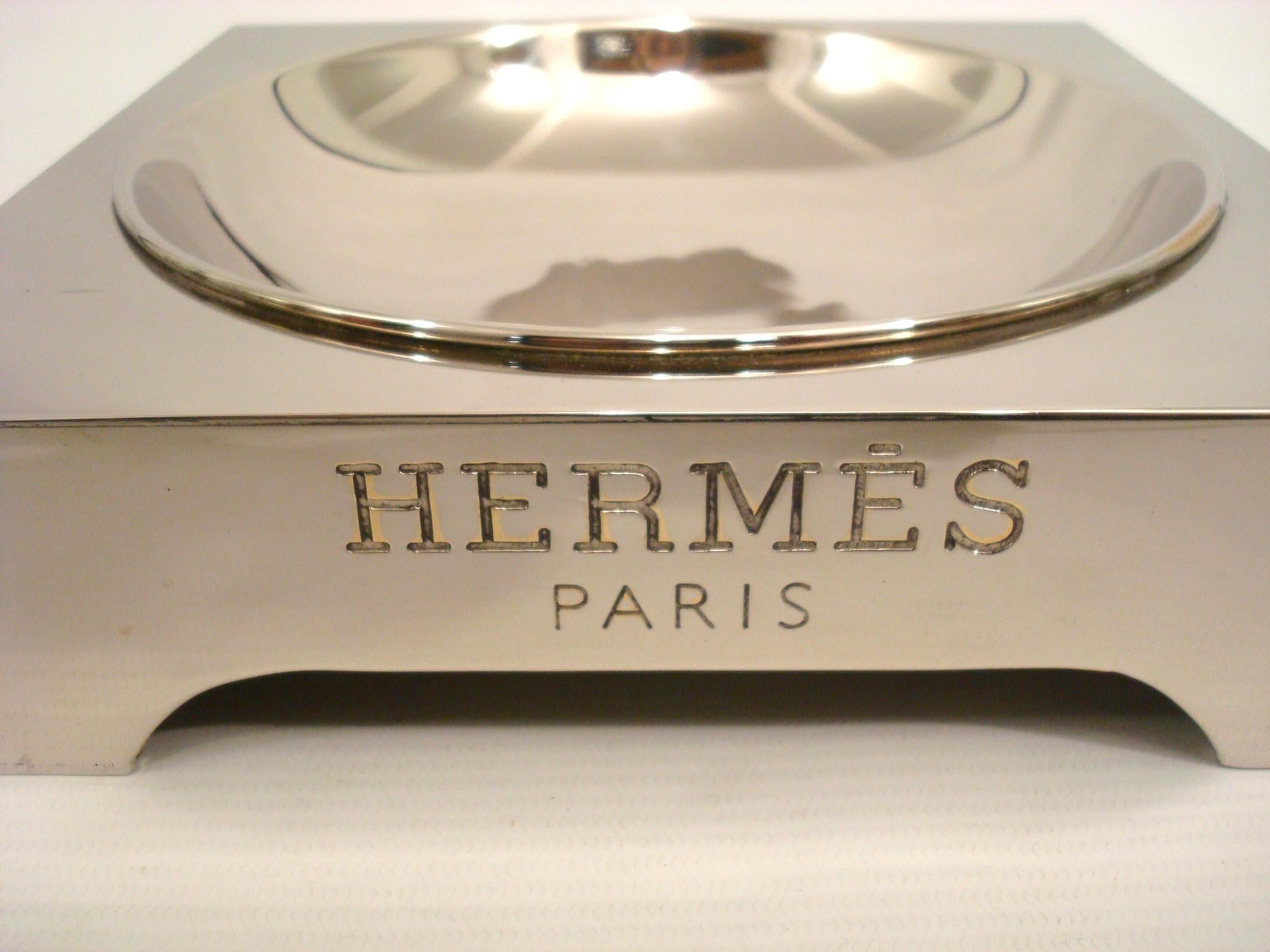 Late 20th Century Vintage Chic Square Silver Plated Brass Vide-Poche, Hermes Paris 1970's. For Sale
