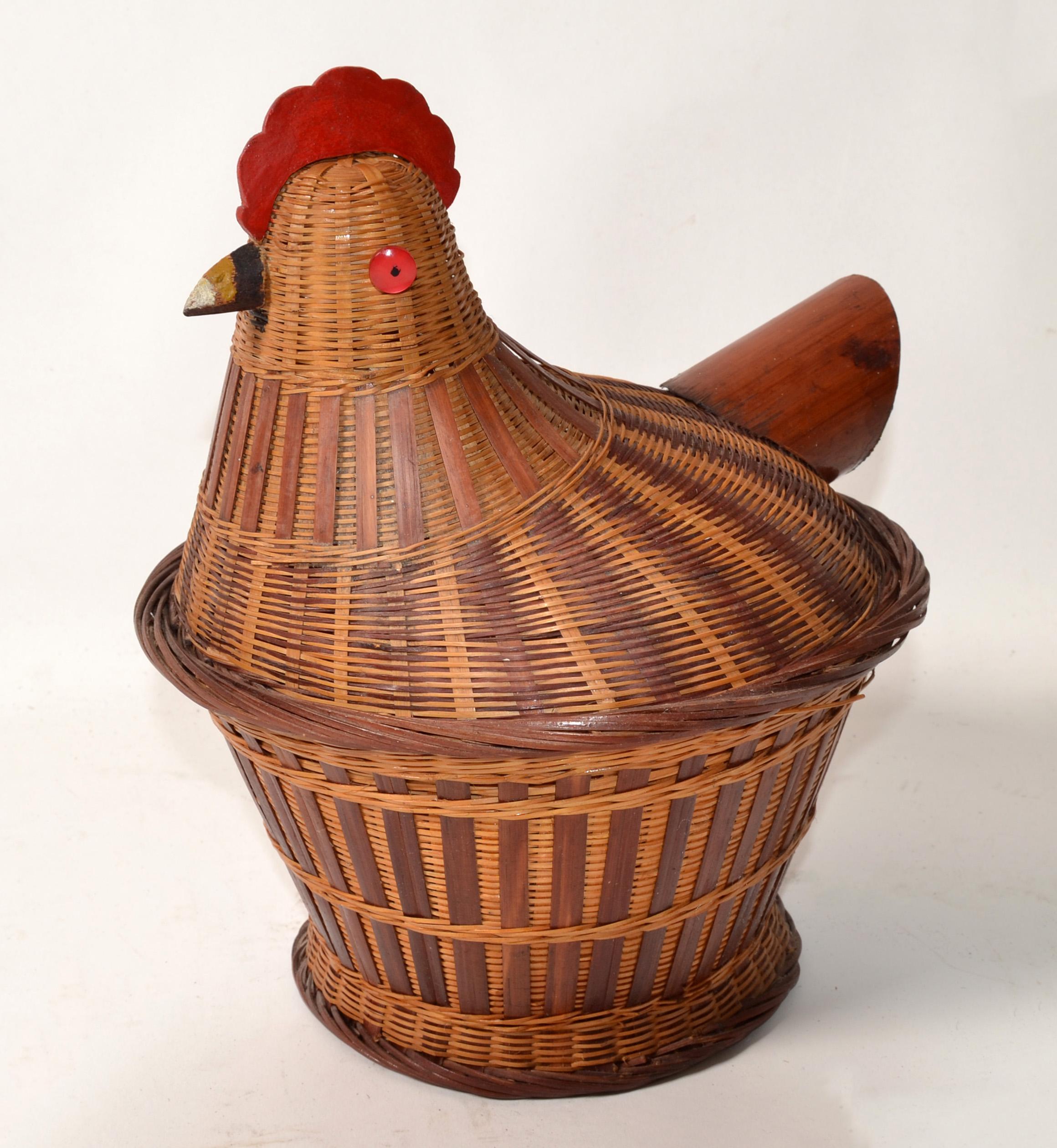 Vintage Chicken Folk Art Wicker Wood Bamboo Lidded Basket Handwoven Kitchen 1960 For Sale 4