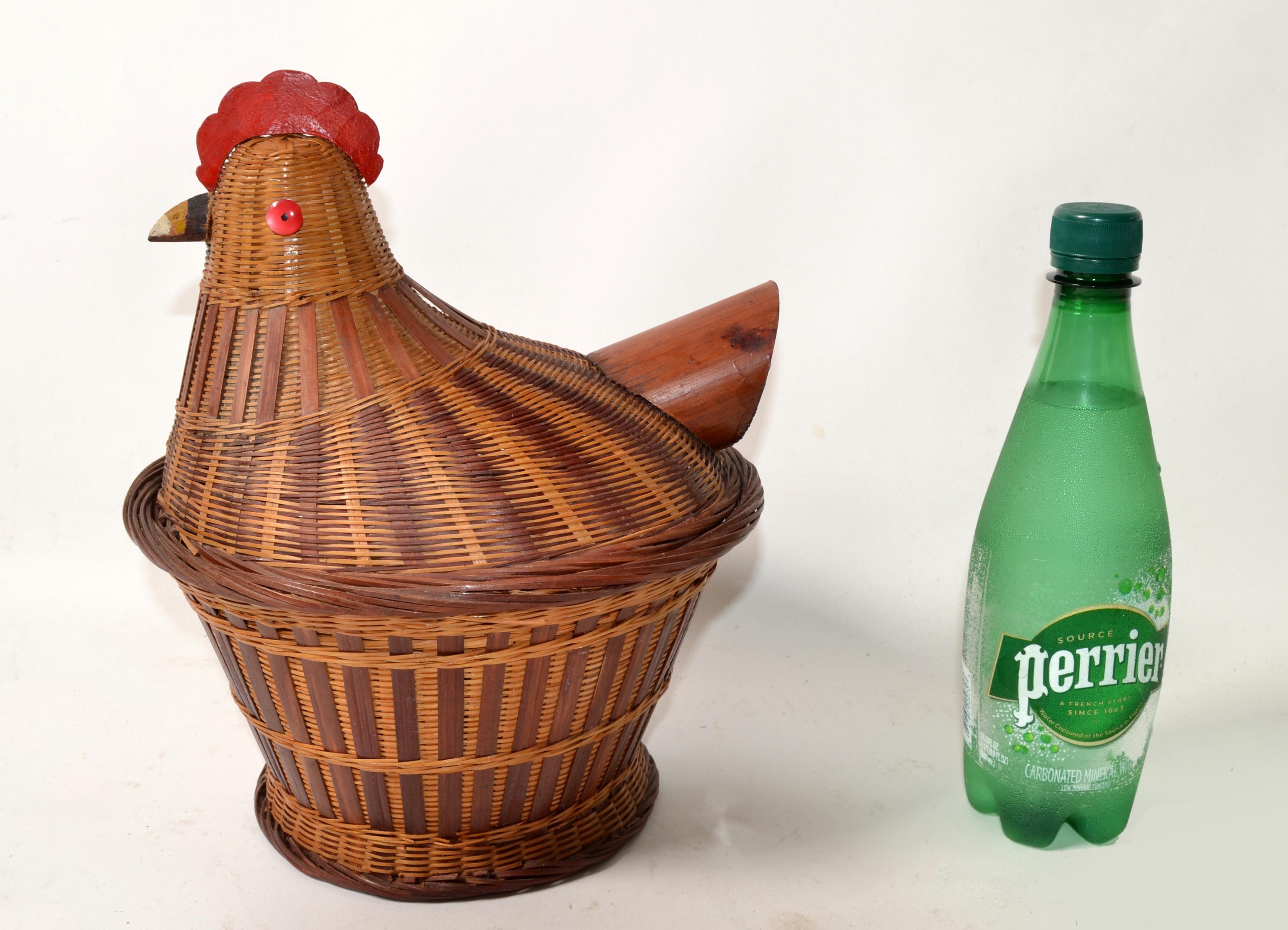 20th Century Vintage Chicken Folk Art Wicker Wood Bamboo Lidded Basket Handwoven Kitchen 1960 For Sale