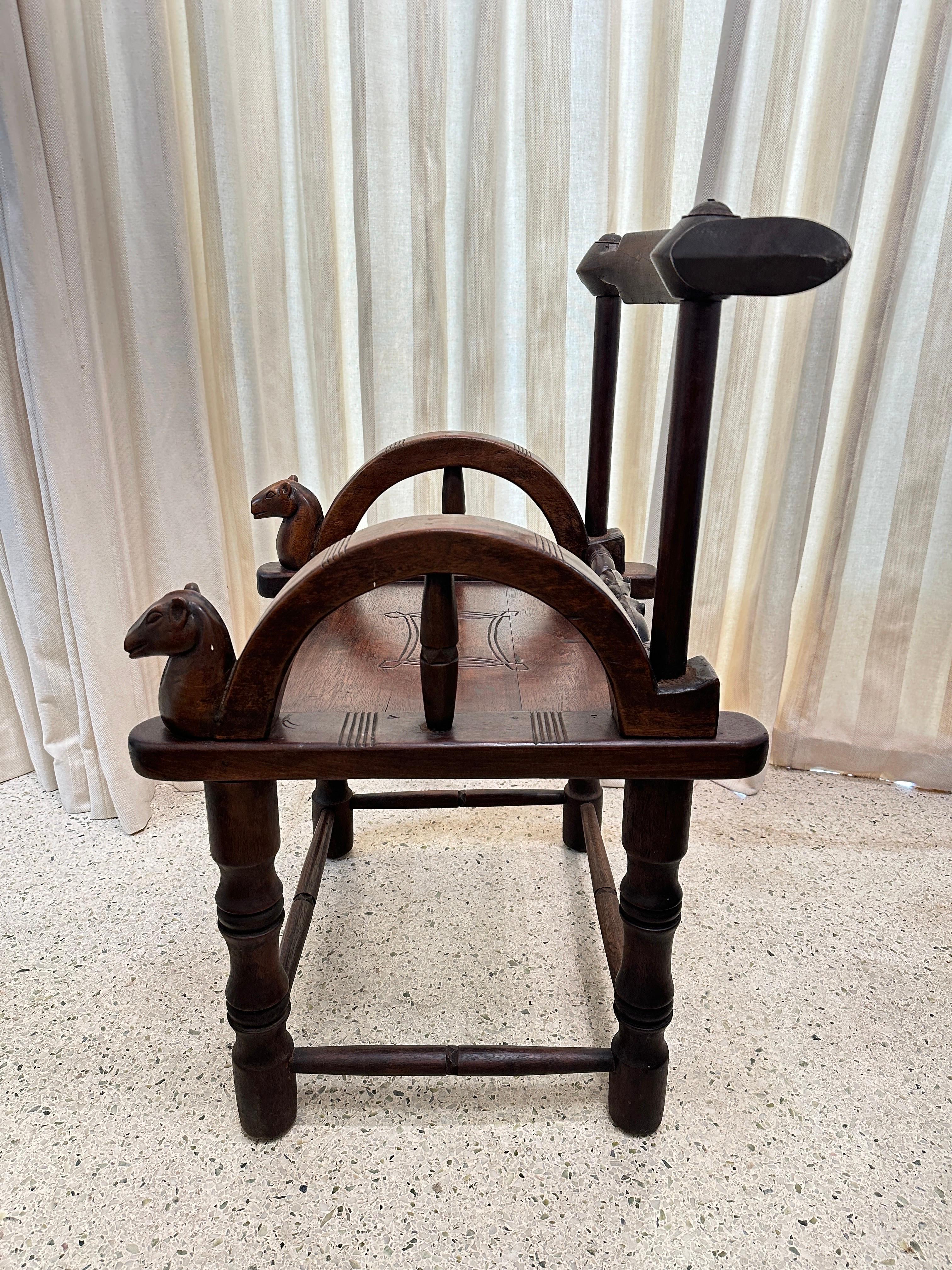 Chaise de chef Baule vintage de Côte d'Ivoire en vente 2