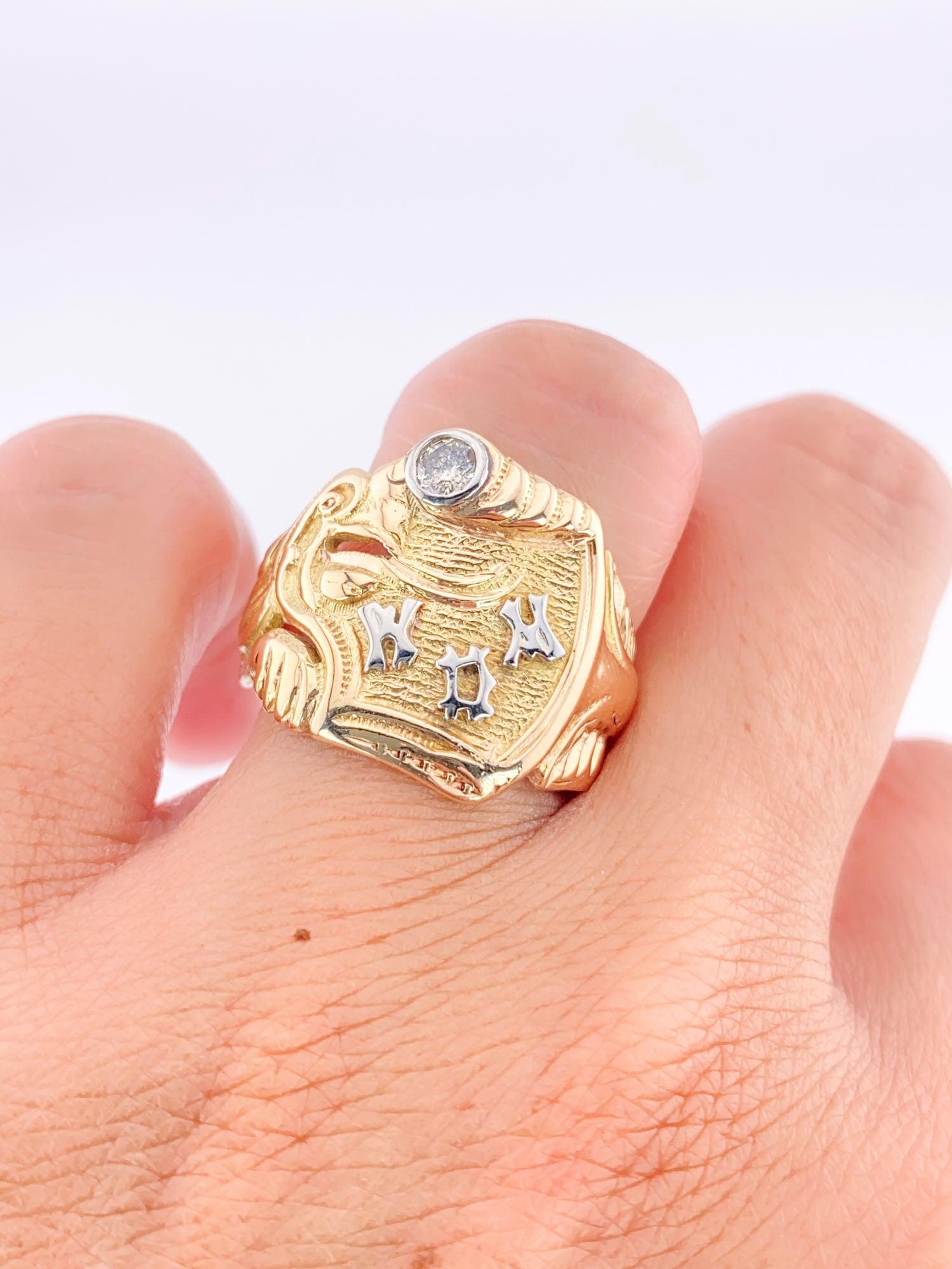Anello Vintage Chimera con diamante in oro bianco e giallo 14K a doppia tonalità Mitica In condizioni buone in vendita a Osprey, FL