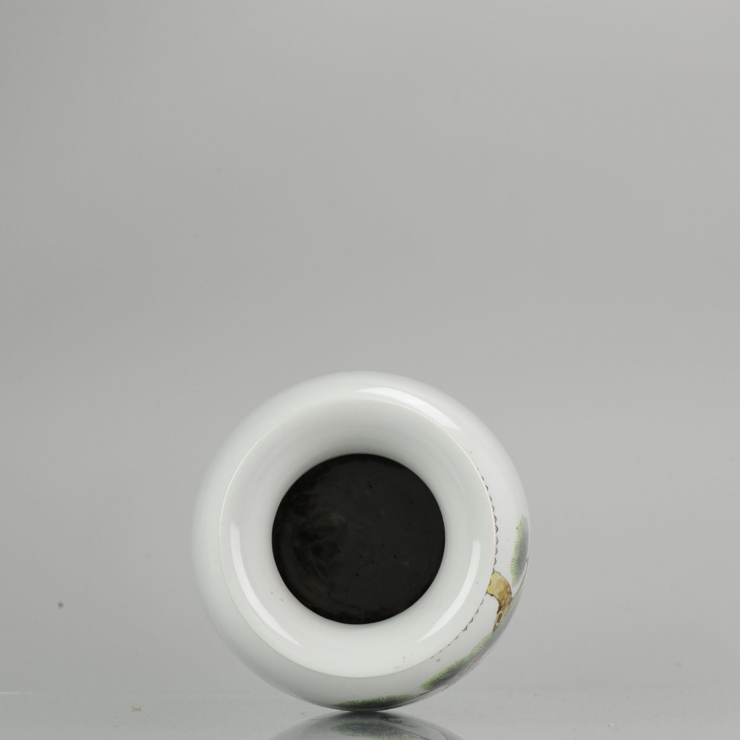 Vase paon vintage en porcelaine chinoise PROC du 20ème siècle de Chine en vente 2