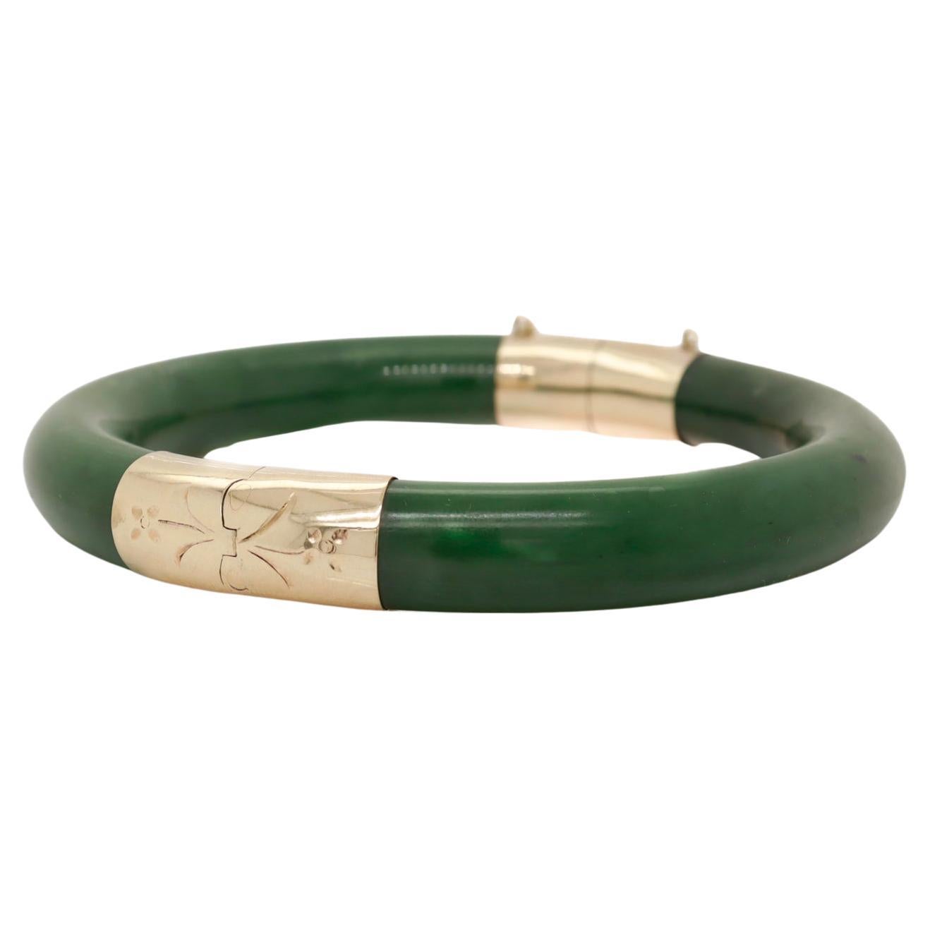 Bracelet jonc chinois vintage en or 14 carats et jade sculpté