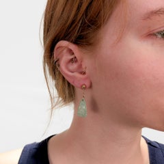 Boucles d'oreilles pendantes en or 14K et jadéite sculptée de Chine Vintage