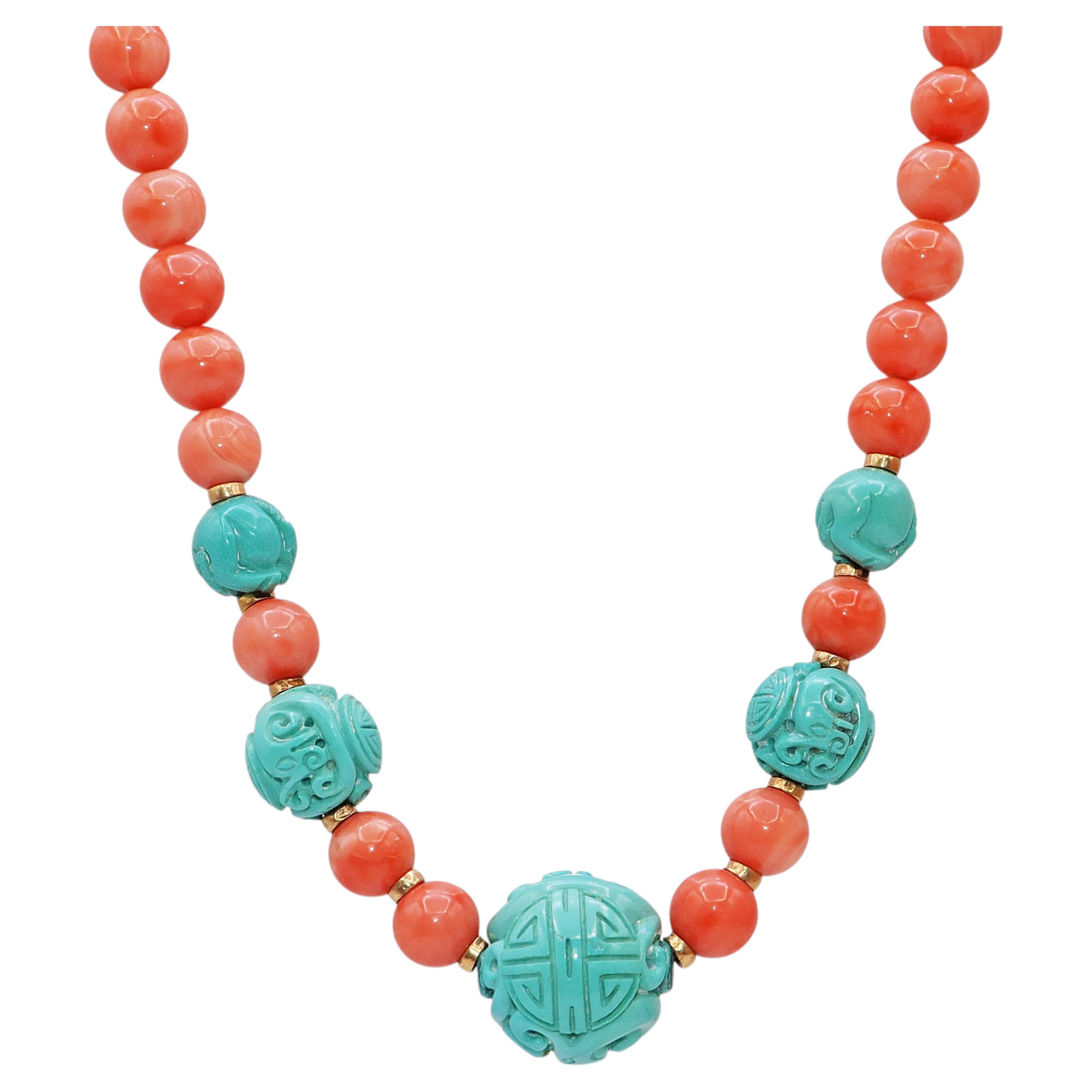 Collana vintage cinese in oro 14 carati con perline di corallo e turchese intagliato