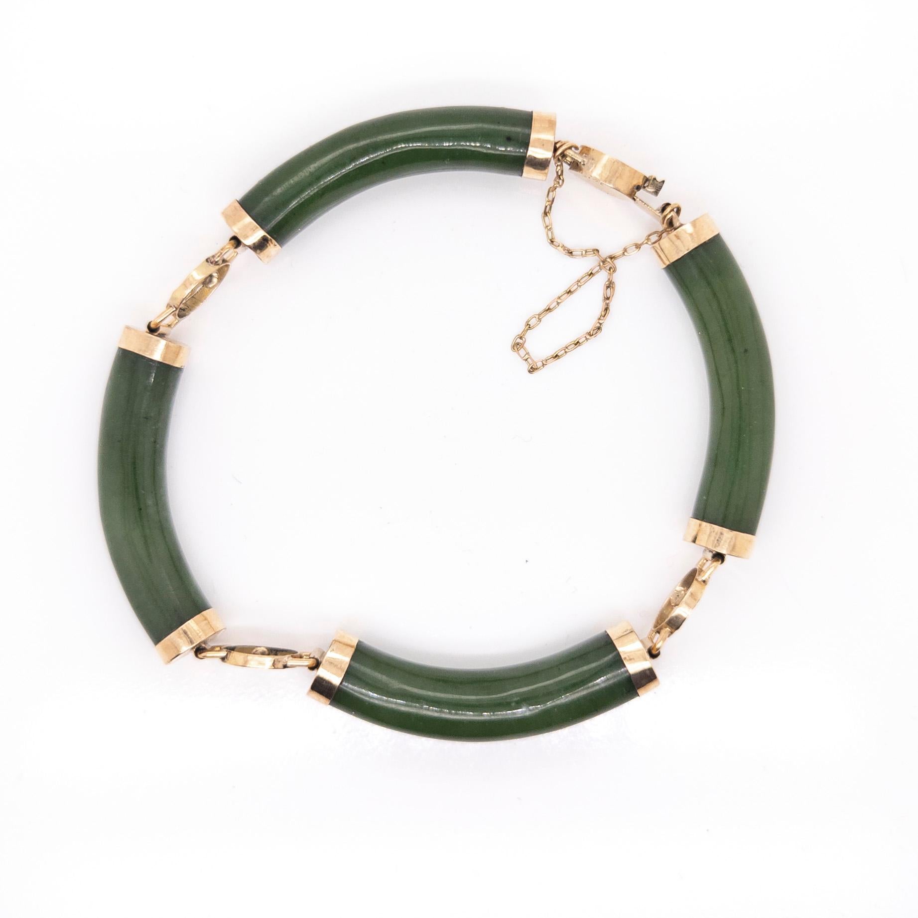 Chinesisches 14 Karat Gold- und Jade-Armband im Vintage-Stil mit glücksverheißenden Sanxing-Charakter im Zustand „Gut“ im Angebot in Philadelphia, PA