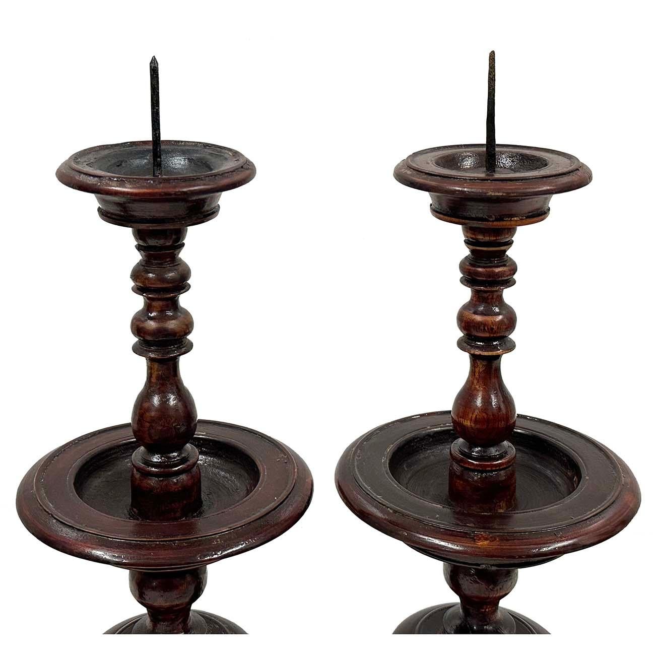 Vintage Chinese 6 pieces Wooden Buddhist Offering Set For Sale 3
