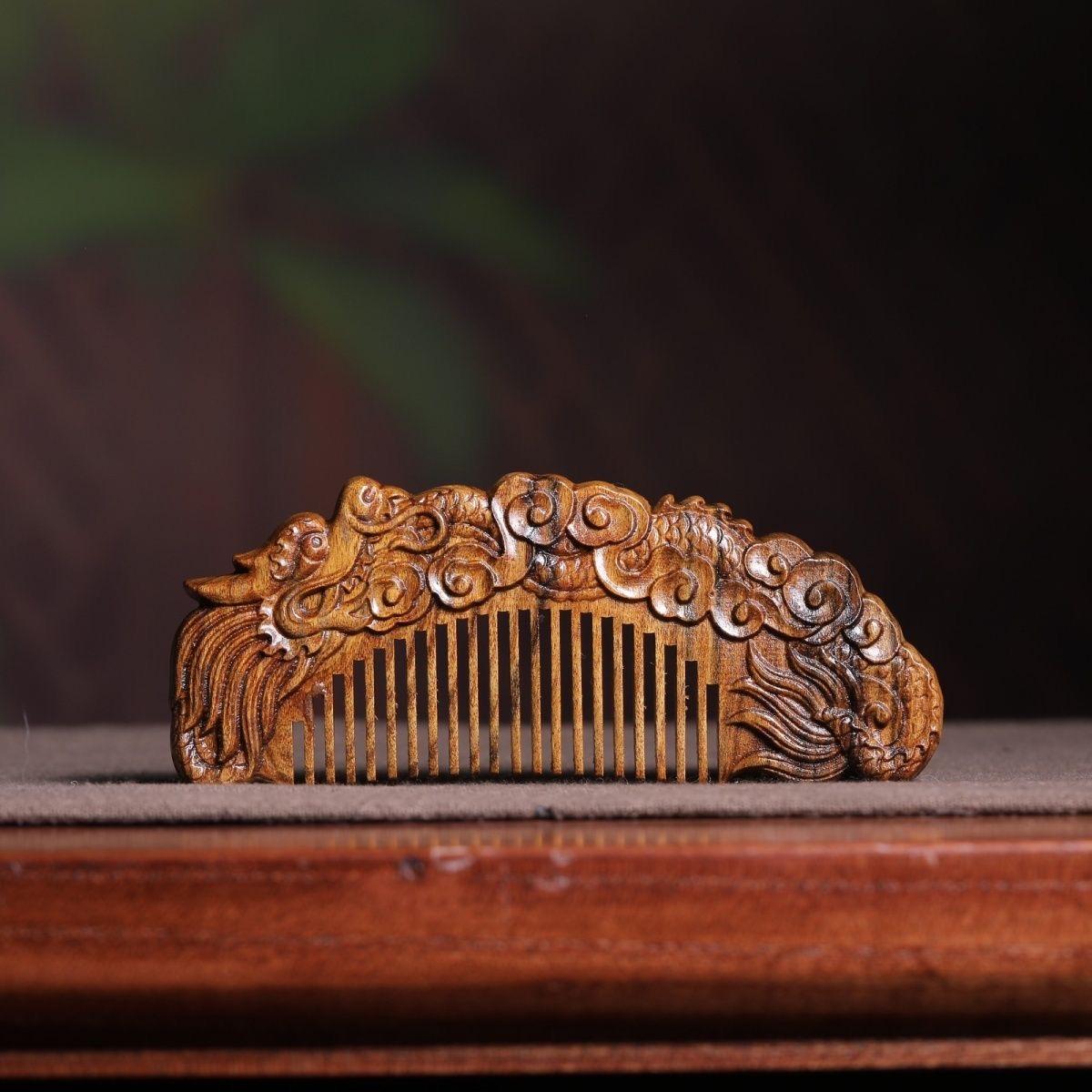 Vintage By Chinesisch Agarwood Carving Drachenkamm im Zustand „Relativ gut“ im Angebot in 景德镇市, CN