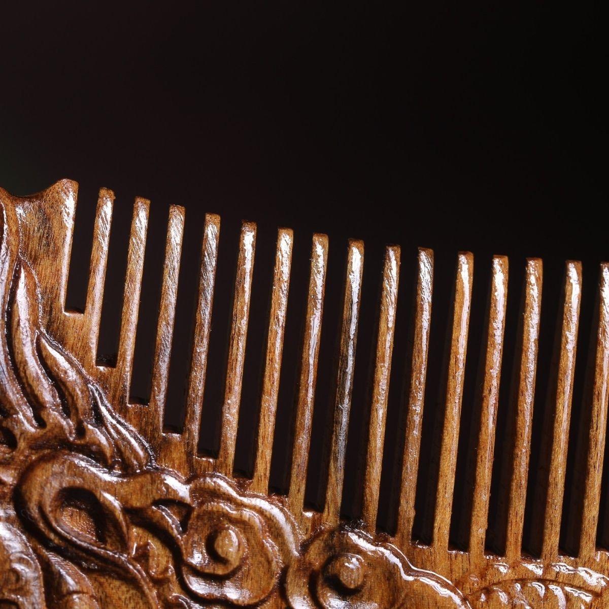 Vintage By Chinesisch Agarwood Carving Drachenkamm im Angebot 2