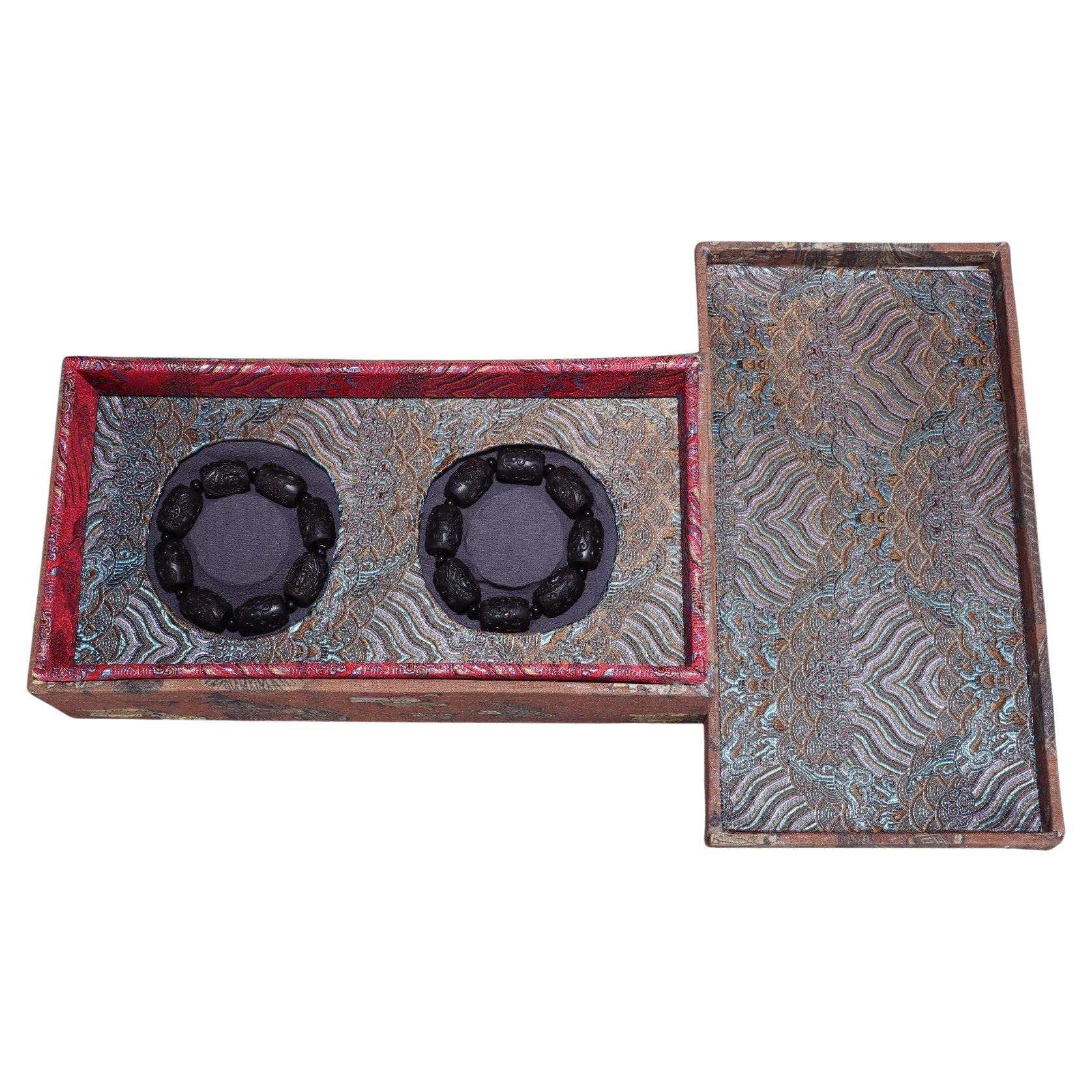 Vintage Chinese Agarwood Carving Dzi Guanyin Beads Bracelets Pair For Sale
