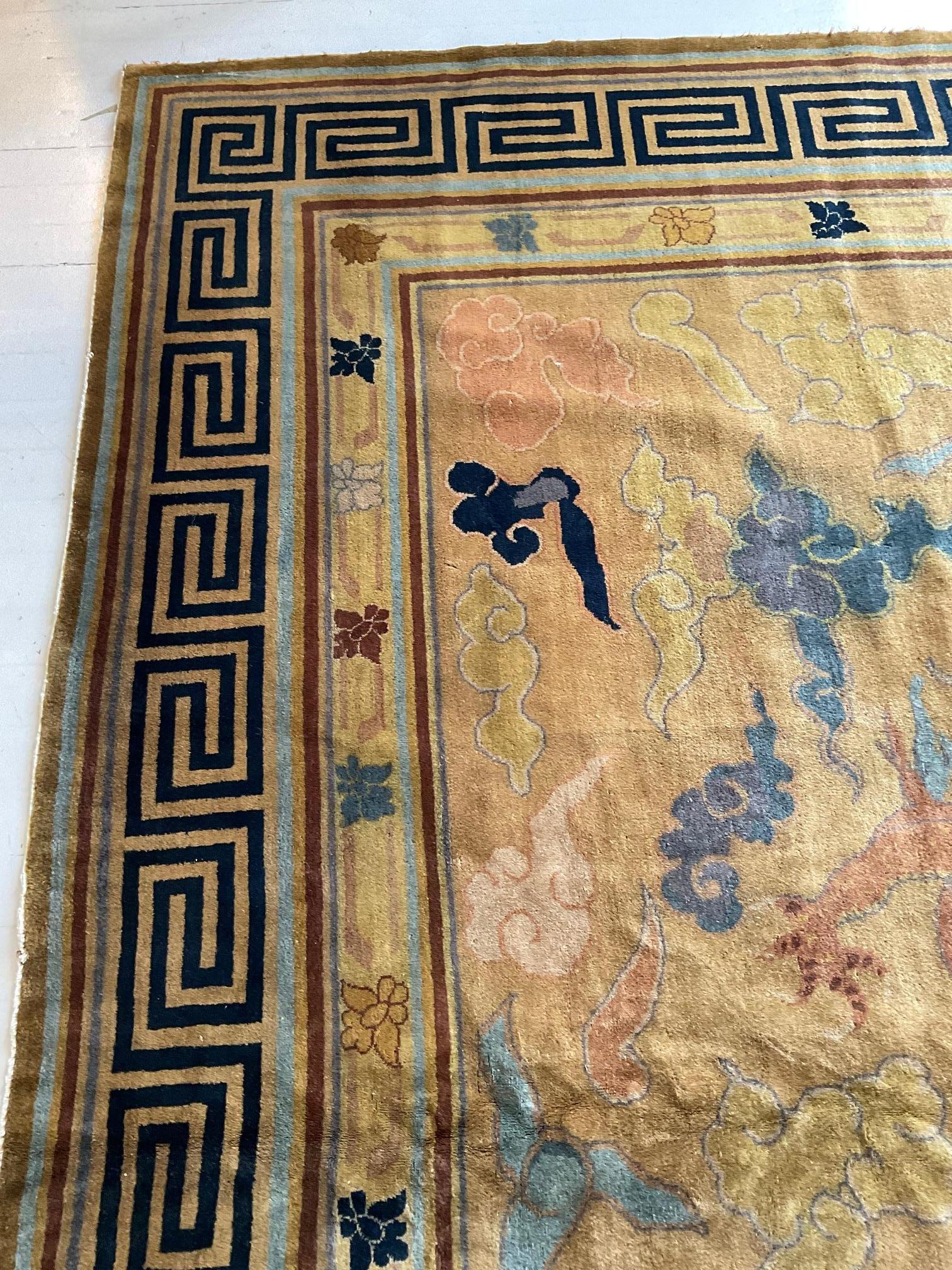 Vintage Chinese Animal Design Handwoven Wool Rug For Sale 14