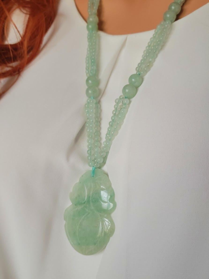 Chinesische Apfelgrüne Jade-Halskette im Zustand „Hervorragend“ in Chesterland, OH
