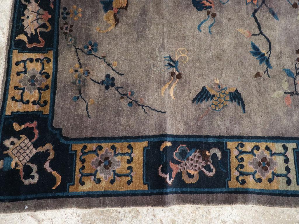 Alfombra Acentuada Art Decó China Vintage en Excelente estado para la venta en New York, NY
