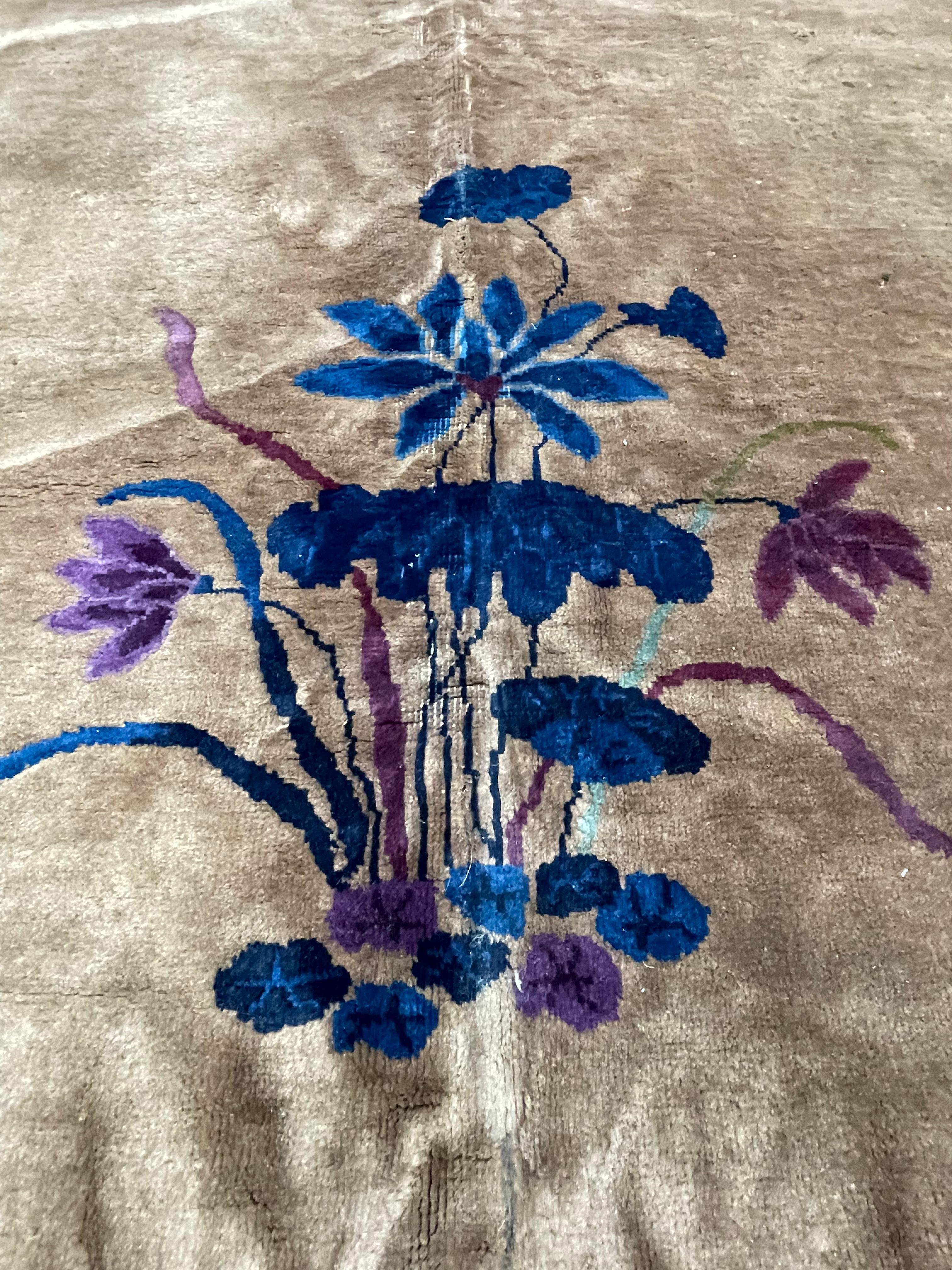 Vintage Chinese Art Deco Rug, circa 1930 For Sale 2