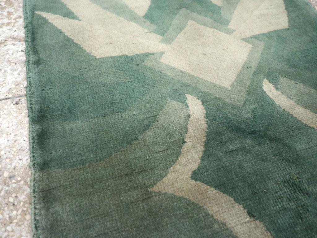 Hand-Knotted Galerie Shabab Collection Mid-20th Century Chinese Art Deco Throw Rug For Sale