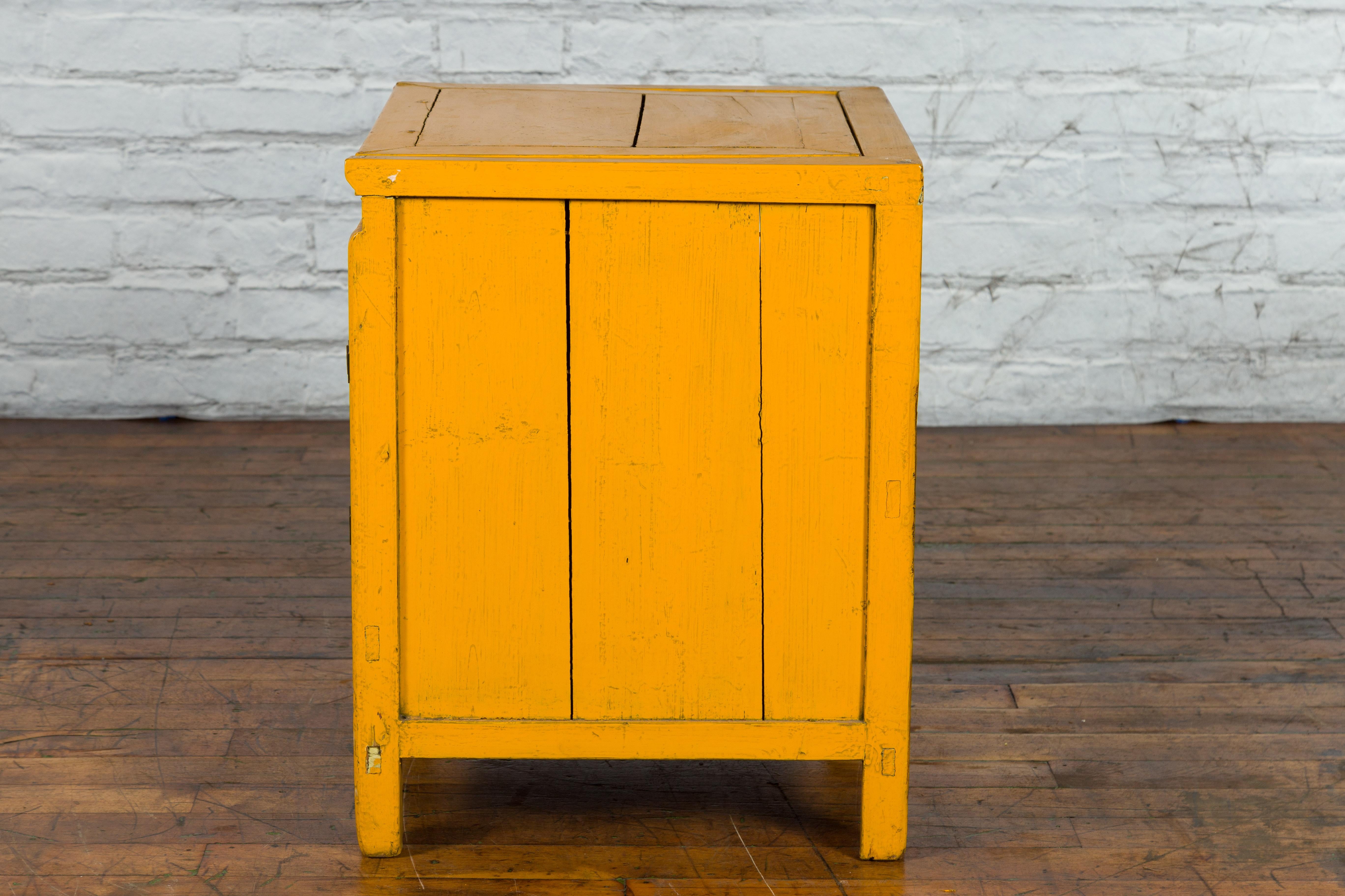 Vintage Chinese Bedside Cabinet with Yellow Lacquer, Lift Top and Two Doors For Sale 3