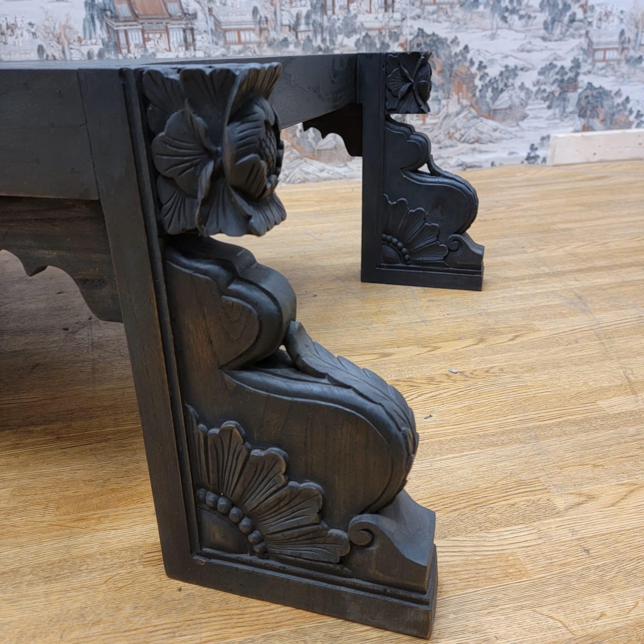 Hand-Carved Vintage Chinese Black Elmwood Coffee Table with Carved Legs For Sale
