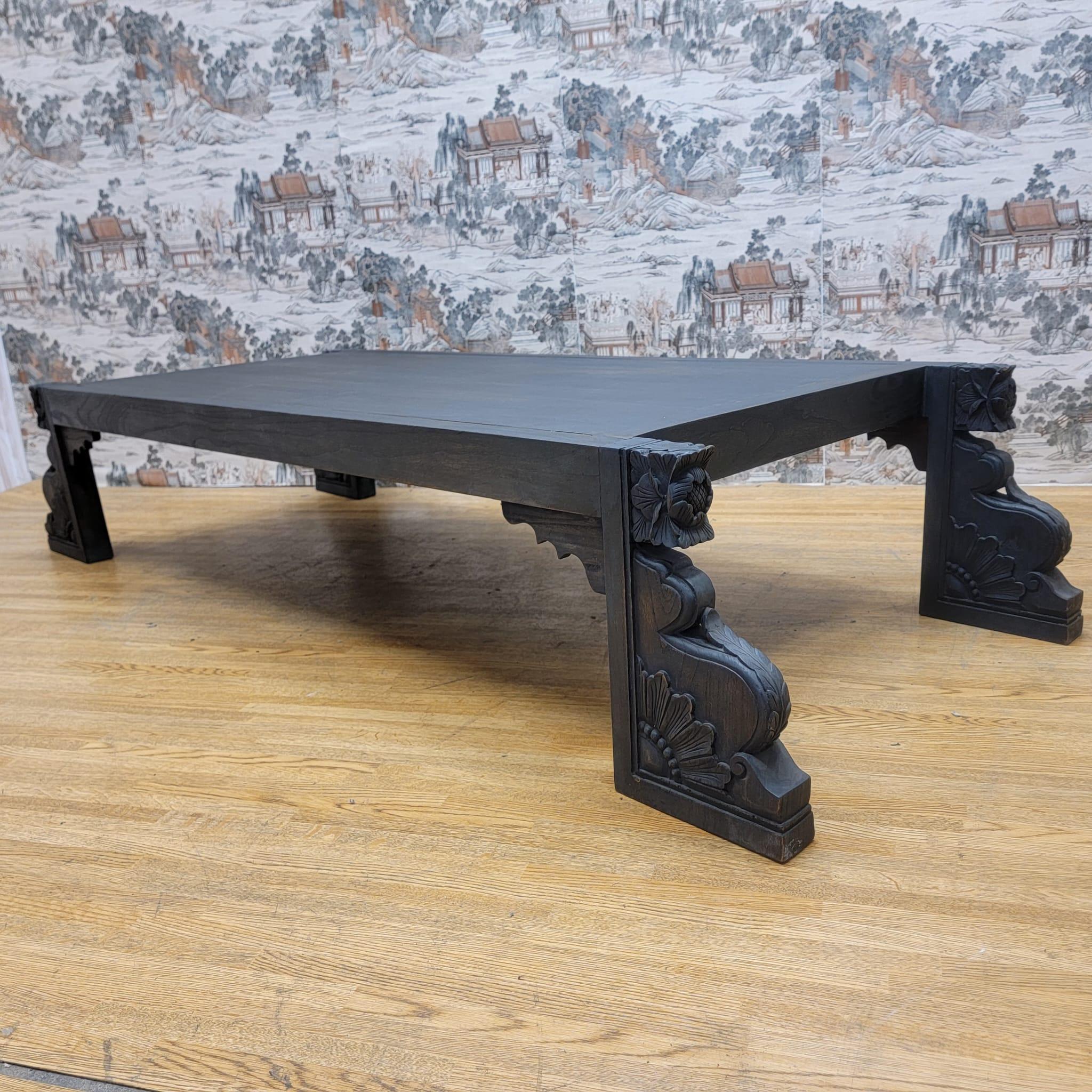 Vintage Chinese Black Elmwood Coffee Table with Carved Legs In Good Condition For Sale In Chicago, IL
