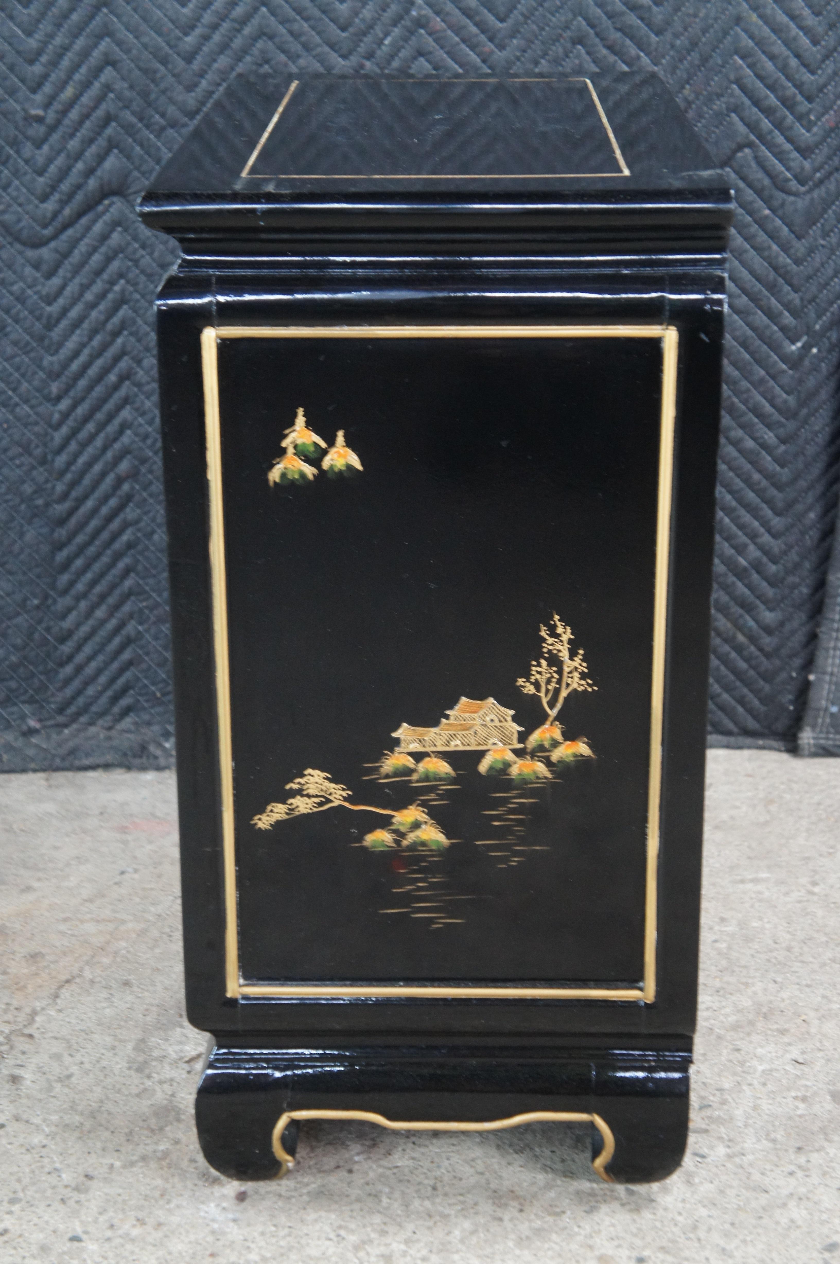 Vintage Chino Laca Negra Dimunitive Pequeña Mesa Auxiliar Gabinete Chinoiserie en venta 4