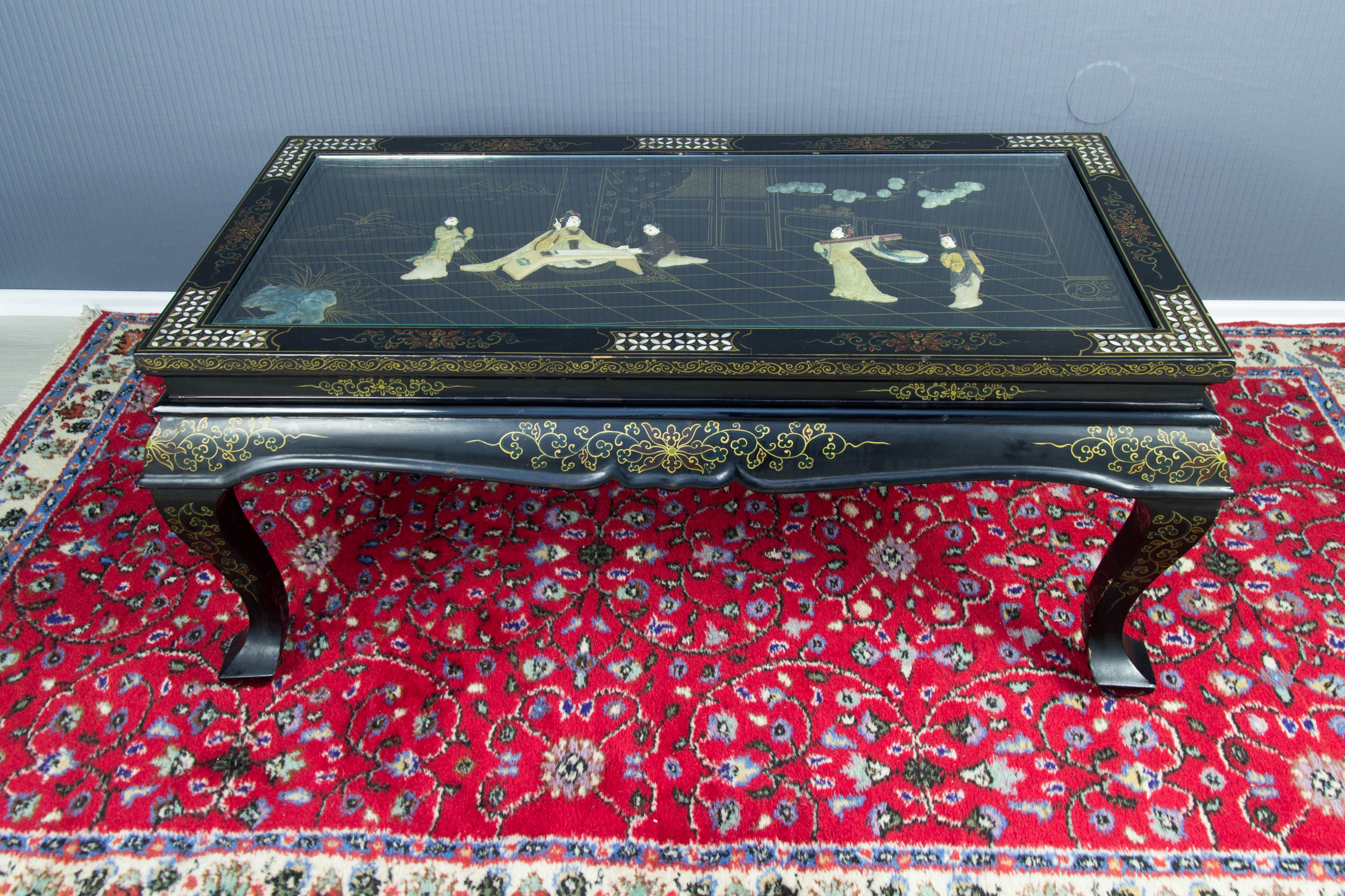 Vintage Chinese Black Lacquer Folding Wood and Mother of Pearl Coffee Table 2