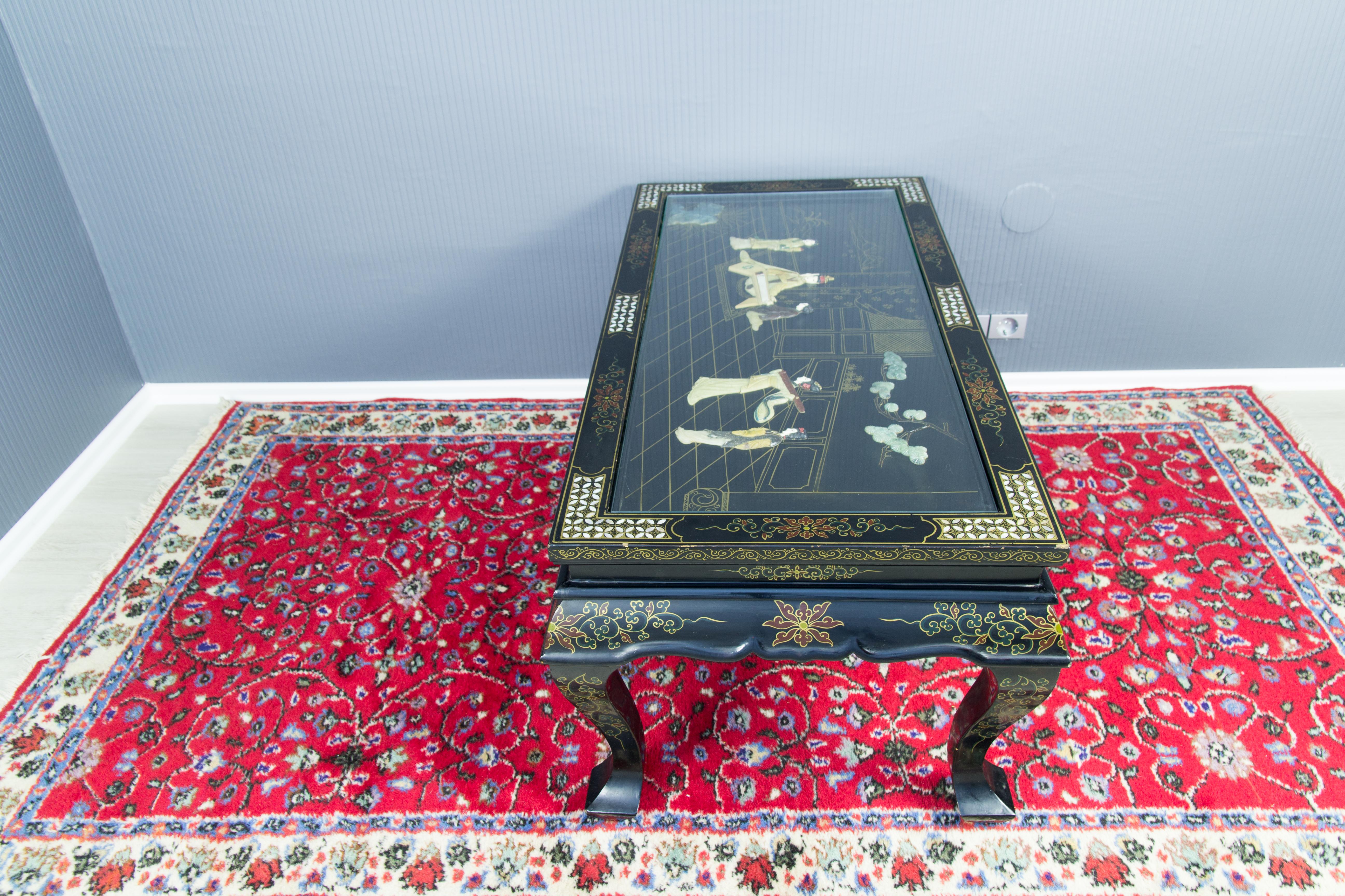 Vintage Chinese Black Lacquer Folding Wood and Mother of Pearl Coffee Table 8