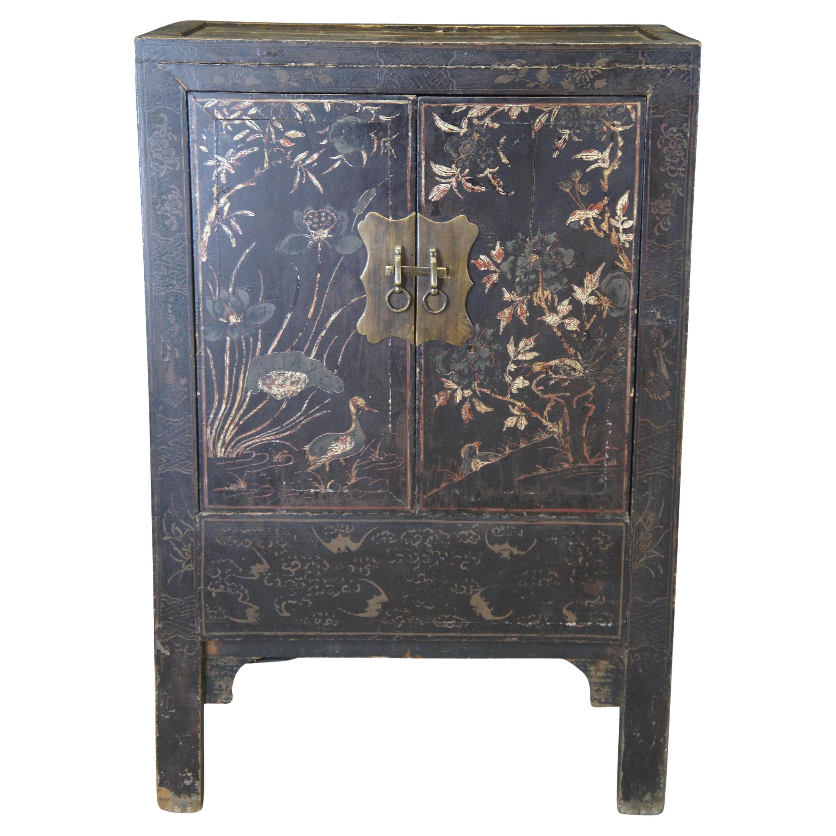 Vintage Chinese Black Lacquer Hand Painted Armoire Wardrobe Cabinet Duck Scene For Sale