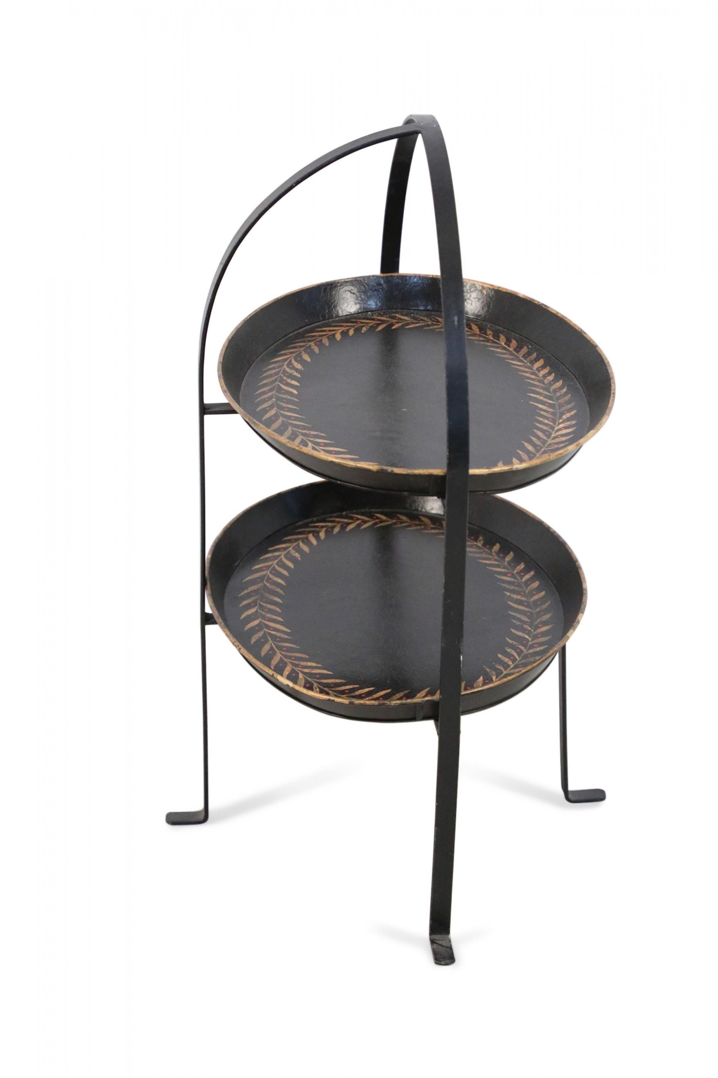 Métal Serveur ovale chinois vintage en tôle noire à deux étages en vente