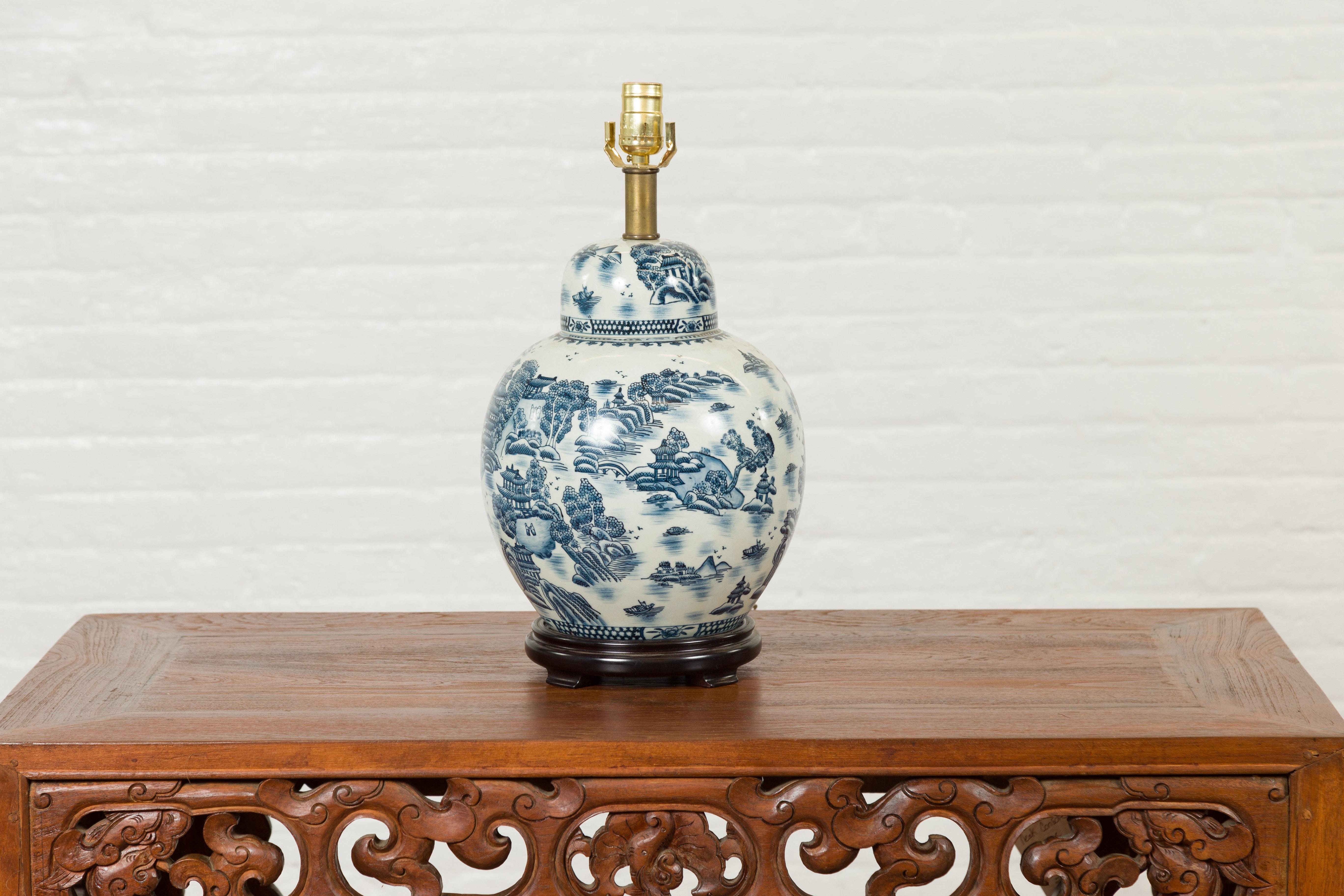 Vintage Chinese Blue and white Porcelain Lamp with Architectures and Landscapes For Sale 4