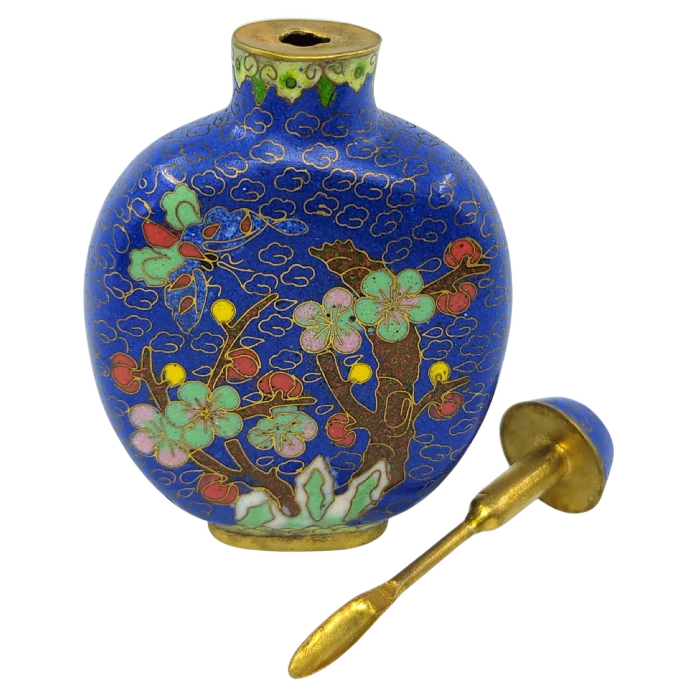 Vintage Chinese Blue Cloisonne Snuff Bottle Multicolour Butterfly & Blossoms 20c For Sale 2