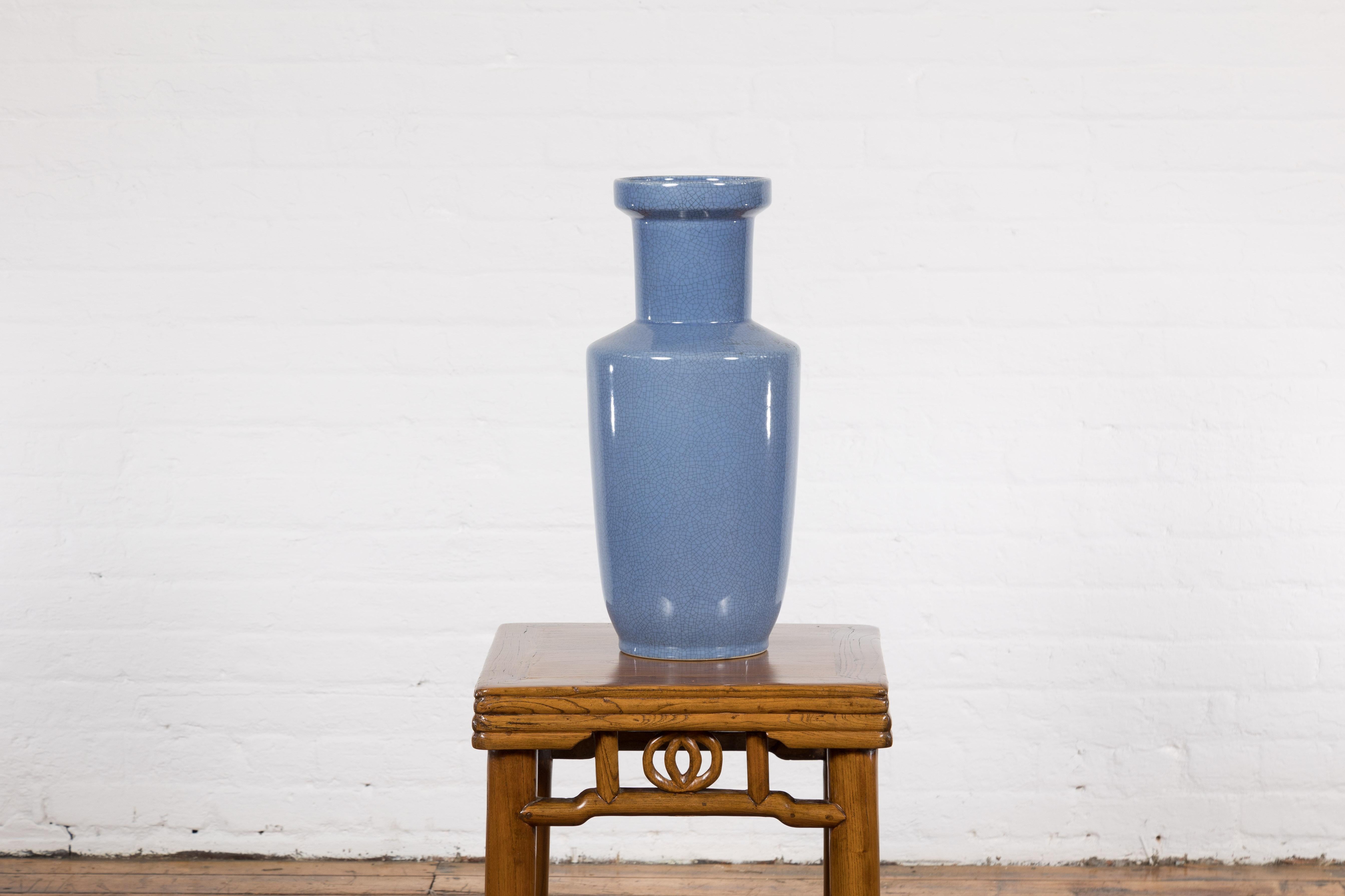 Crackle Blue Chinese Vintage Vase For Sale 5