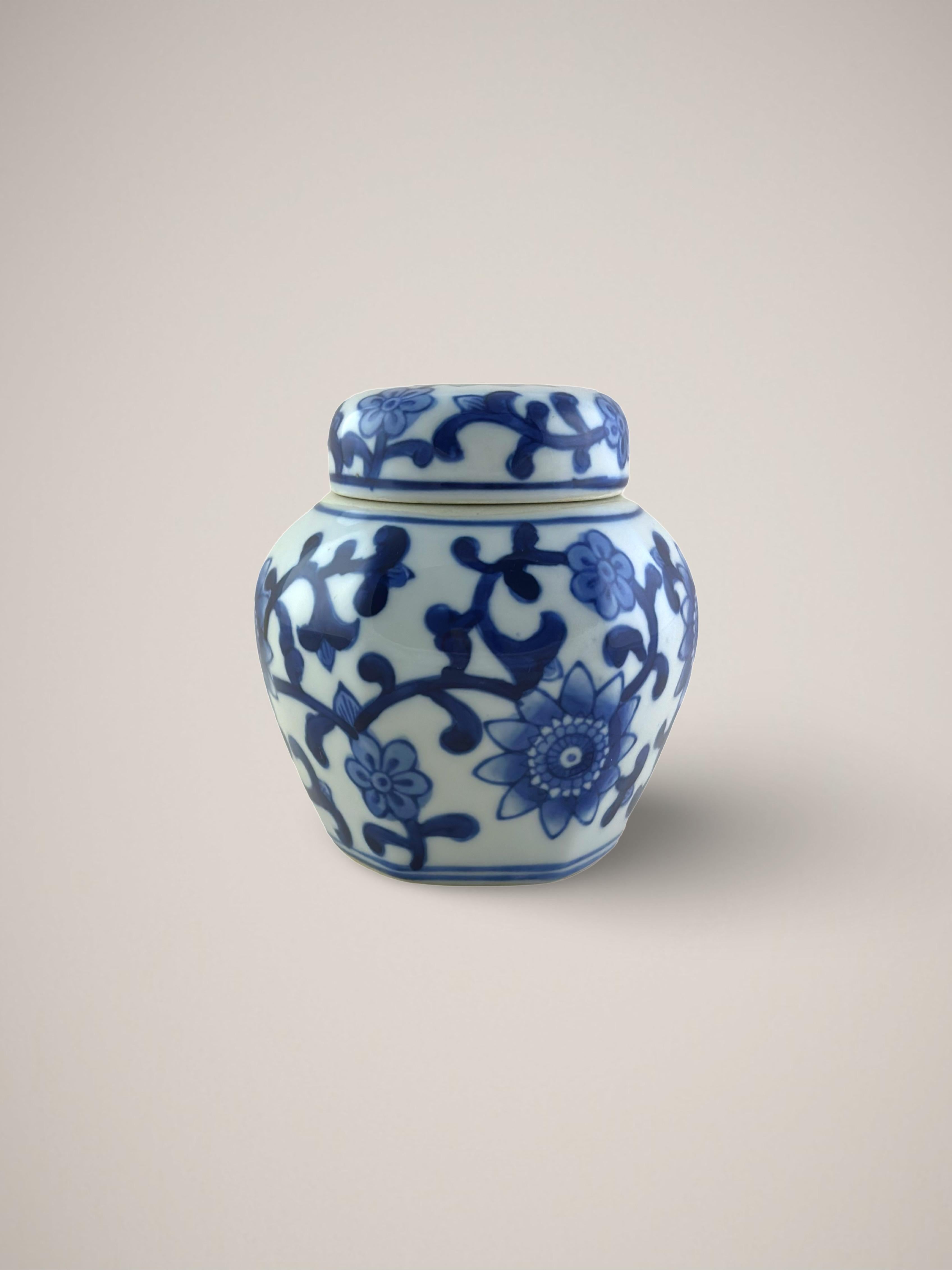 A vintage blue and white 'Ming Style' ginger jar, crafted in China during the latter half of the 20th century.

A smooth hexagonal-shaped body showcases the revered technique of Chinese blue underglazed porcelain. Its subtle underglazed base is