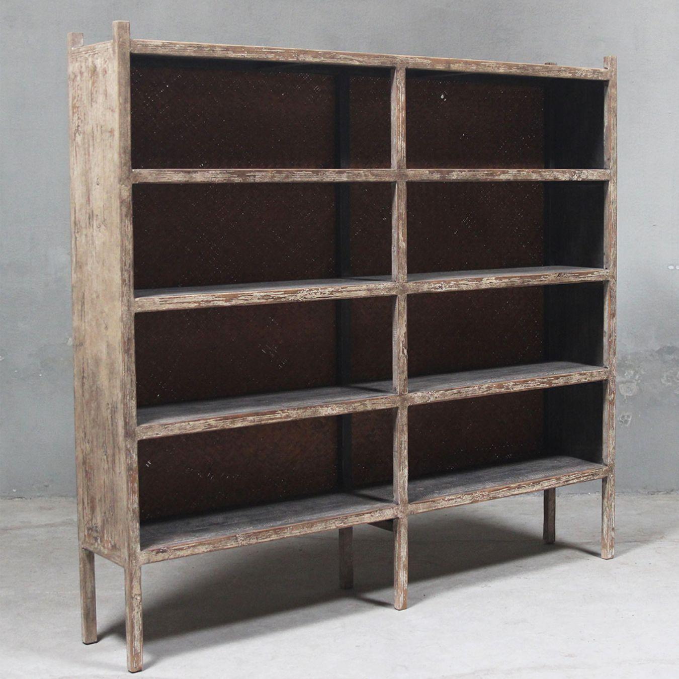 Bibliothèque chinoise vintage en pin, 20e siècle Bon état - En vente à Amsterdam, NL
