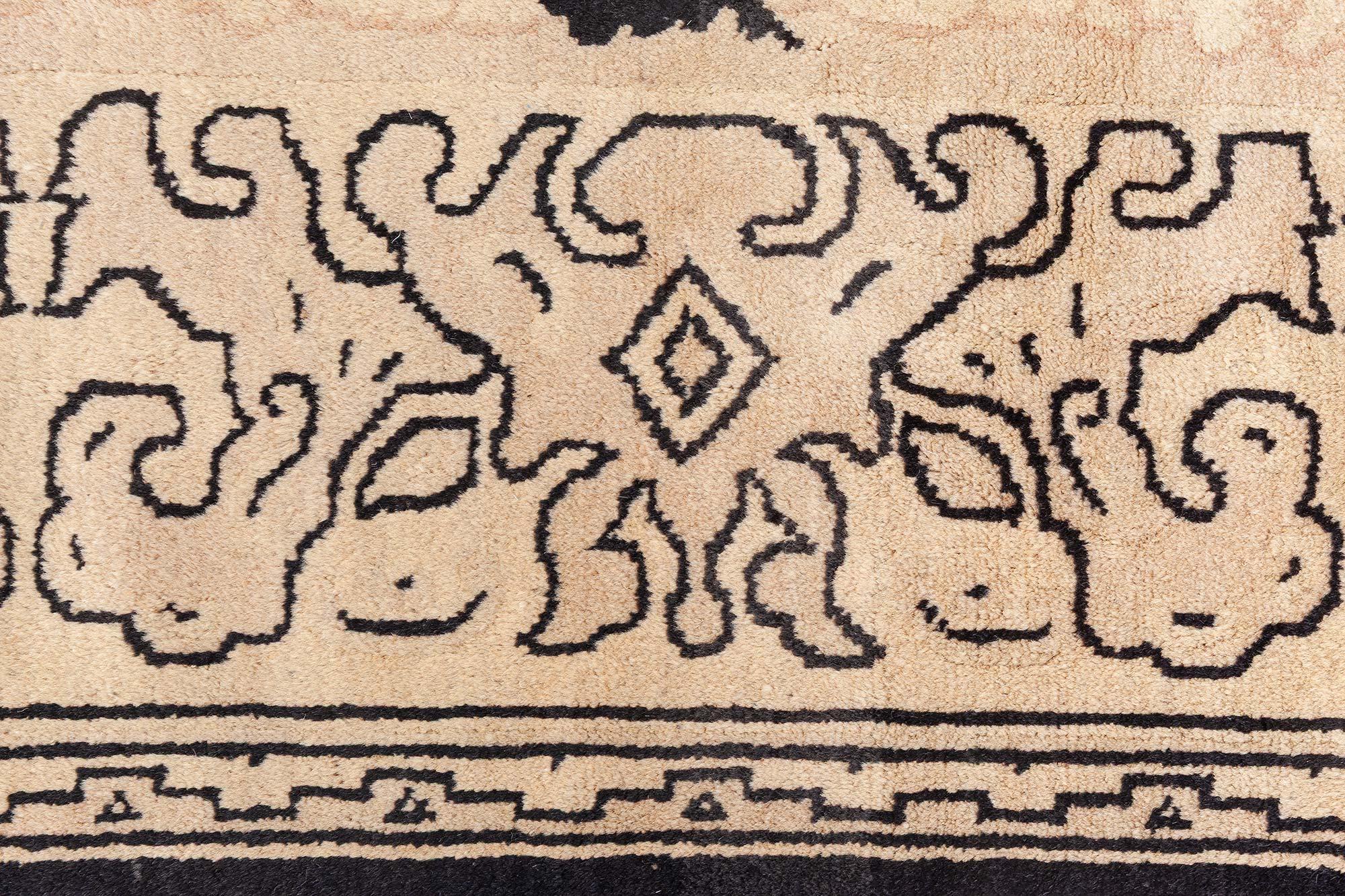 20ième siècle Tapis vintage chinois botanique fait à la main Doris Leslie Blau en vente