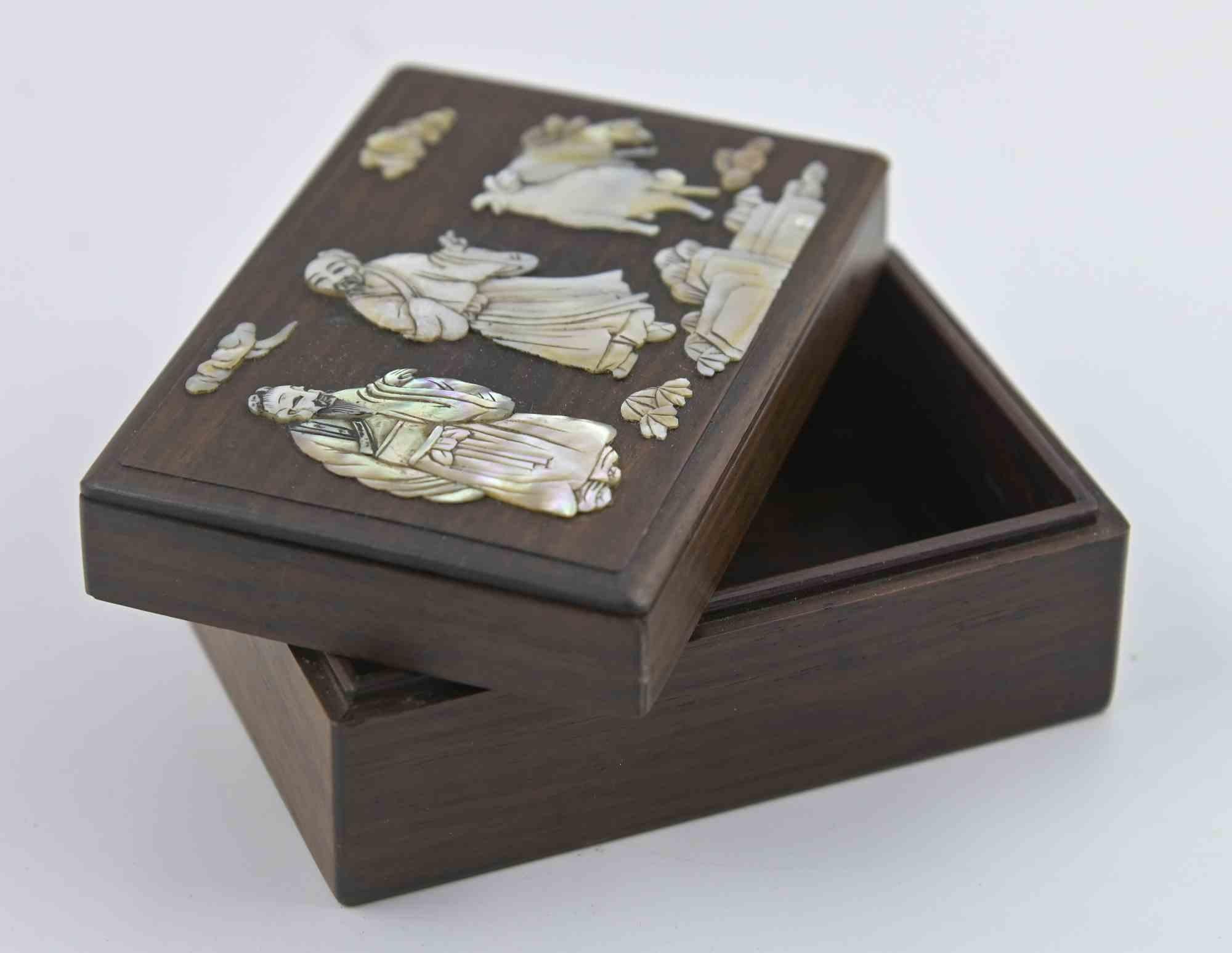 Chinesische Vintage-Schachtel, China, Mitte des 20. Jahrhunderts  (Perlmutt) im Angebot