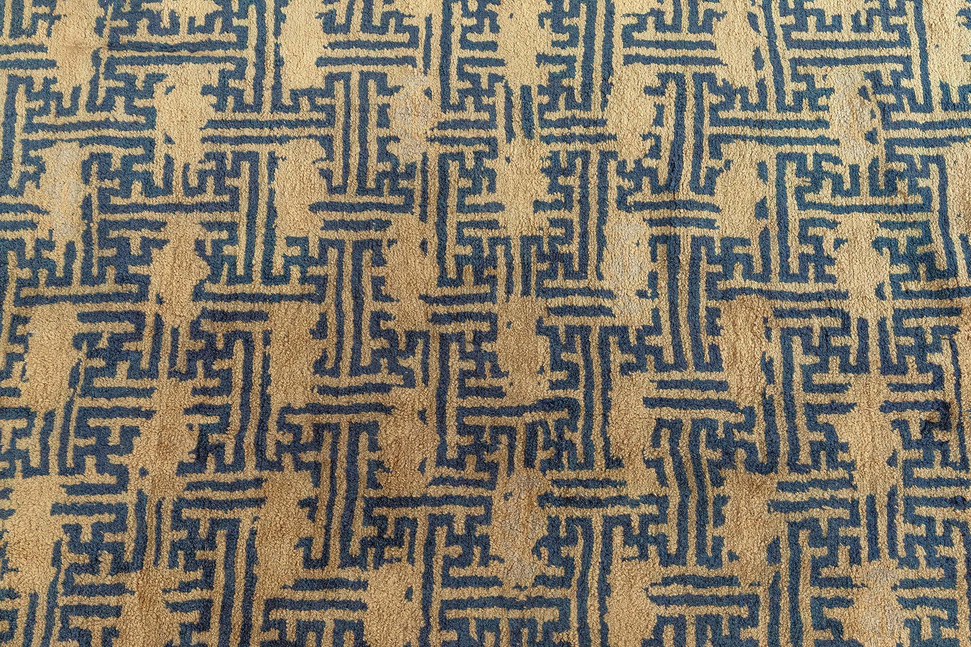 20th Century Doris Leslie Blau Vintage Chinese Carpet For Sale