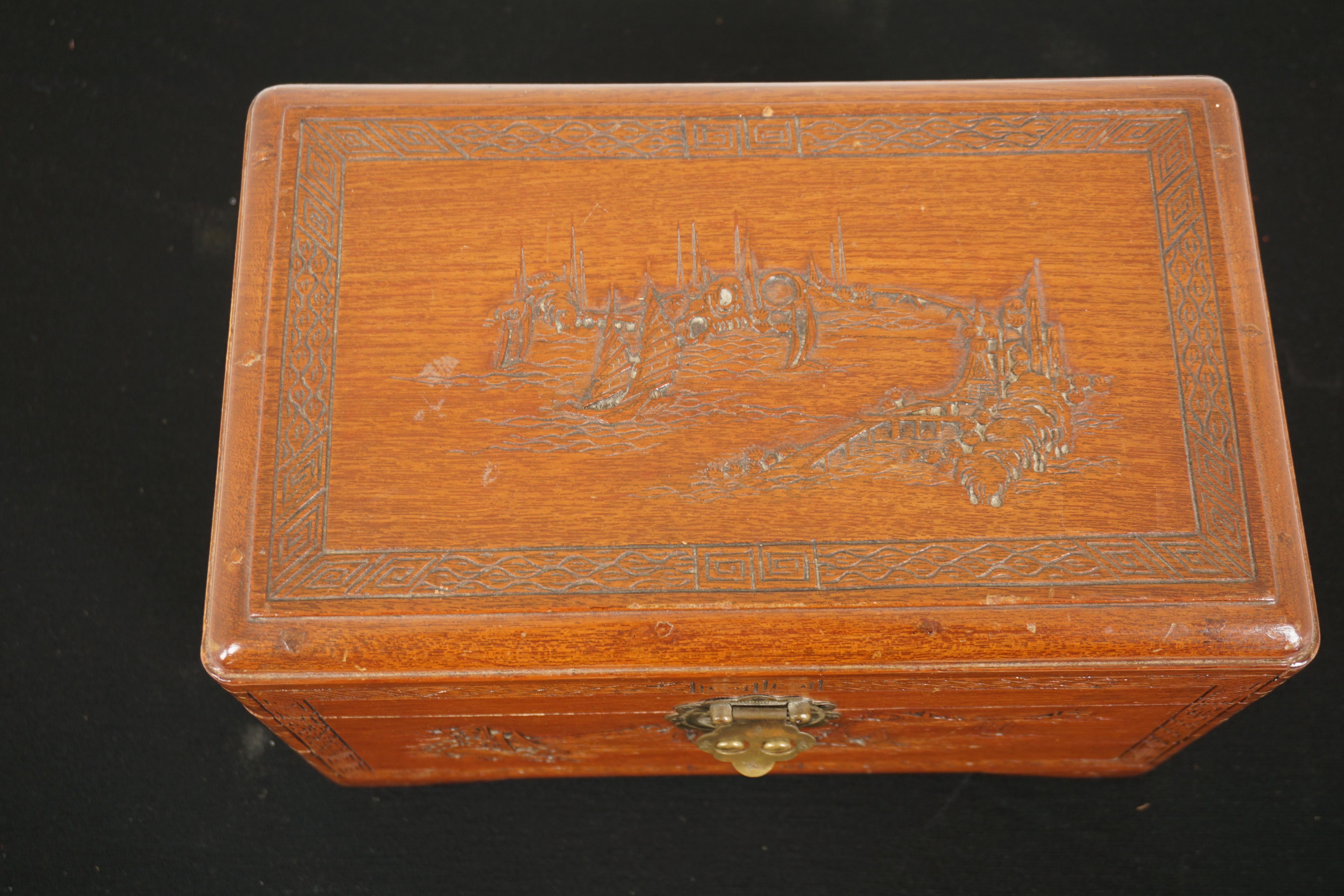 20th Century Vintage Chinese Carved Camphorwood Jewellery Box, China 1930, H895 For Sale