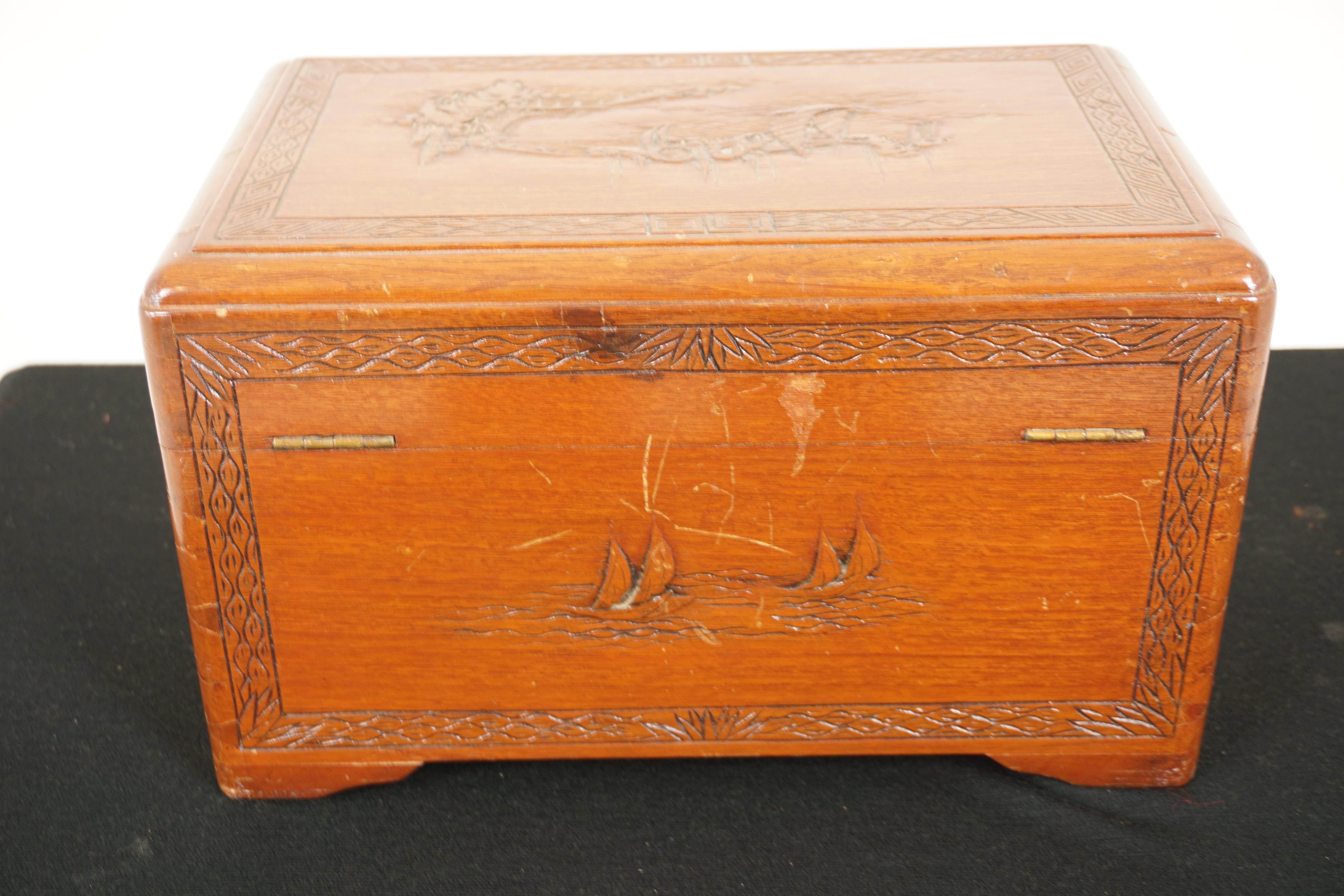 Vintage Chinese Carved Camphorwood Jewellery Box, China 1930, H895 For Sale 4