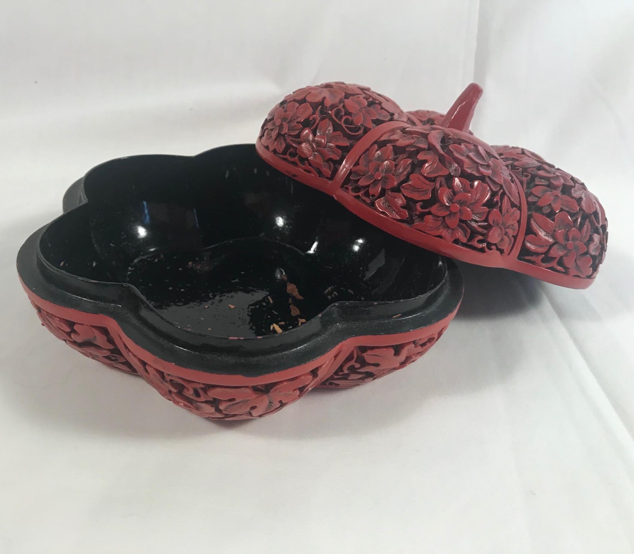 Vintage Chinese Carved Cinnabar Red Lacquer Box, Republic Period In Good Condition In Vero Beach, FL