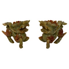 Estatuas chinas vintage de jade tallado Kilim - un par
