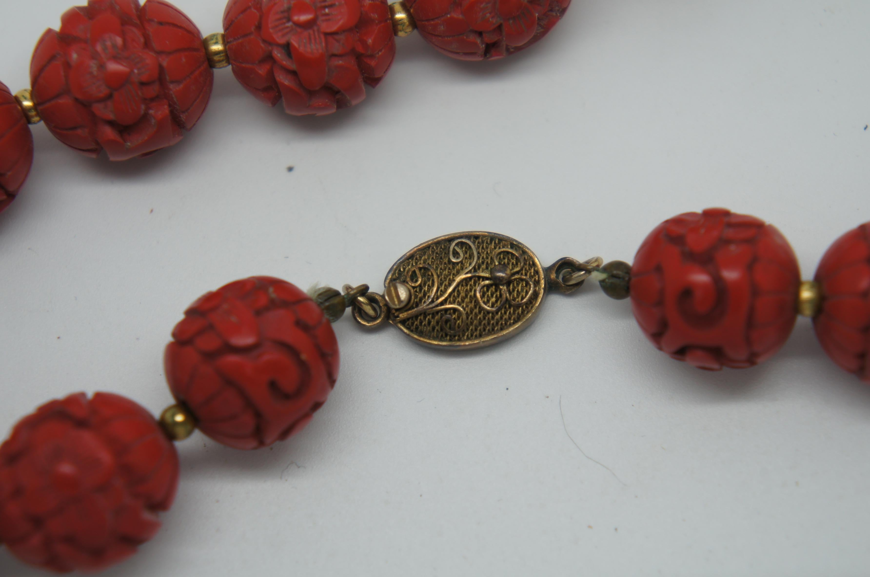 Vintage Chinese Carved Red Cinnabar and Green Jade Bead Necklace Silver Clasp In Good Condition In Dayton, OH