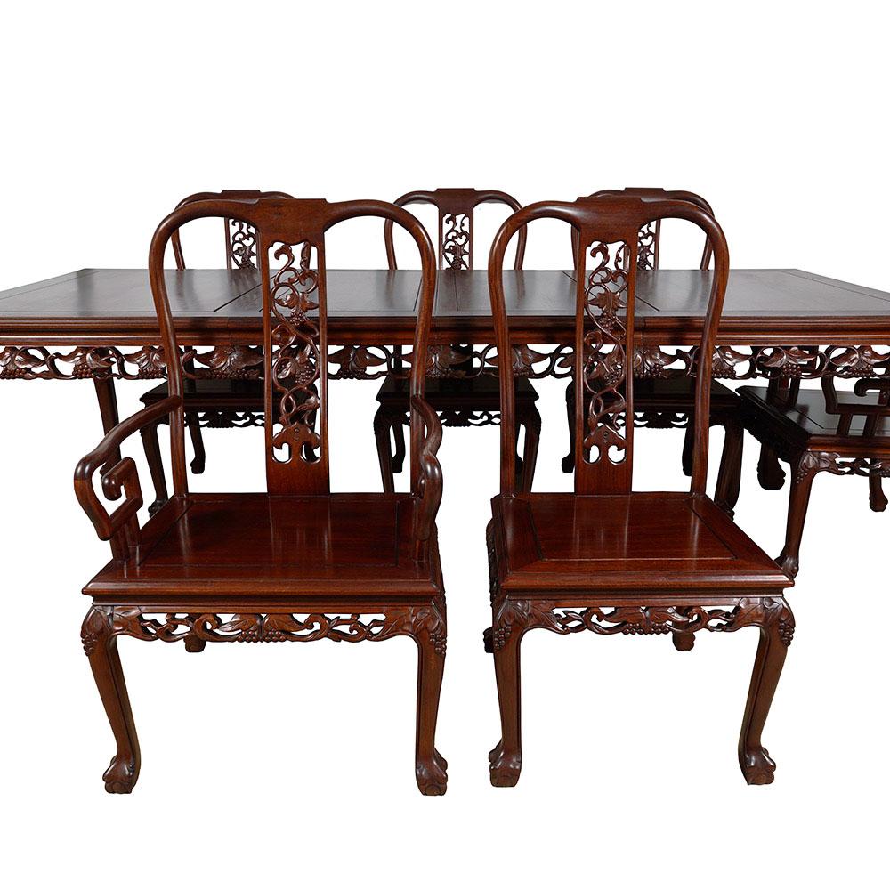 Vintage Chinese Carved Huali Wood Dining Table with 2 Leafs and 8 Chairs Set In Good Condition In Pomona, CA
