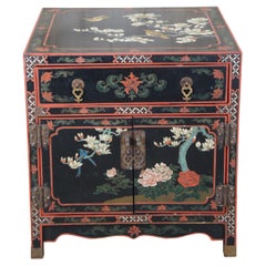 Vintage Chinese Chinoiserie Black Lacquered Painted Square Side Table Cabinet 24