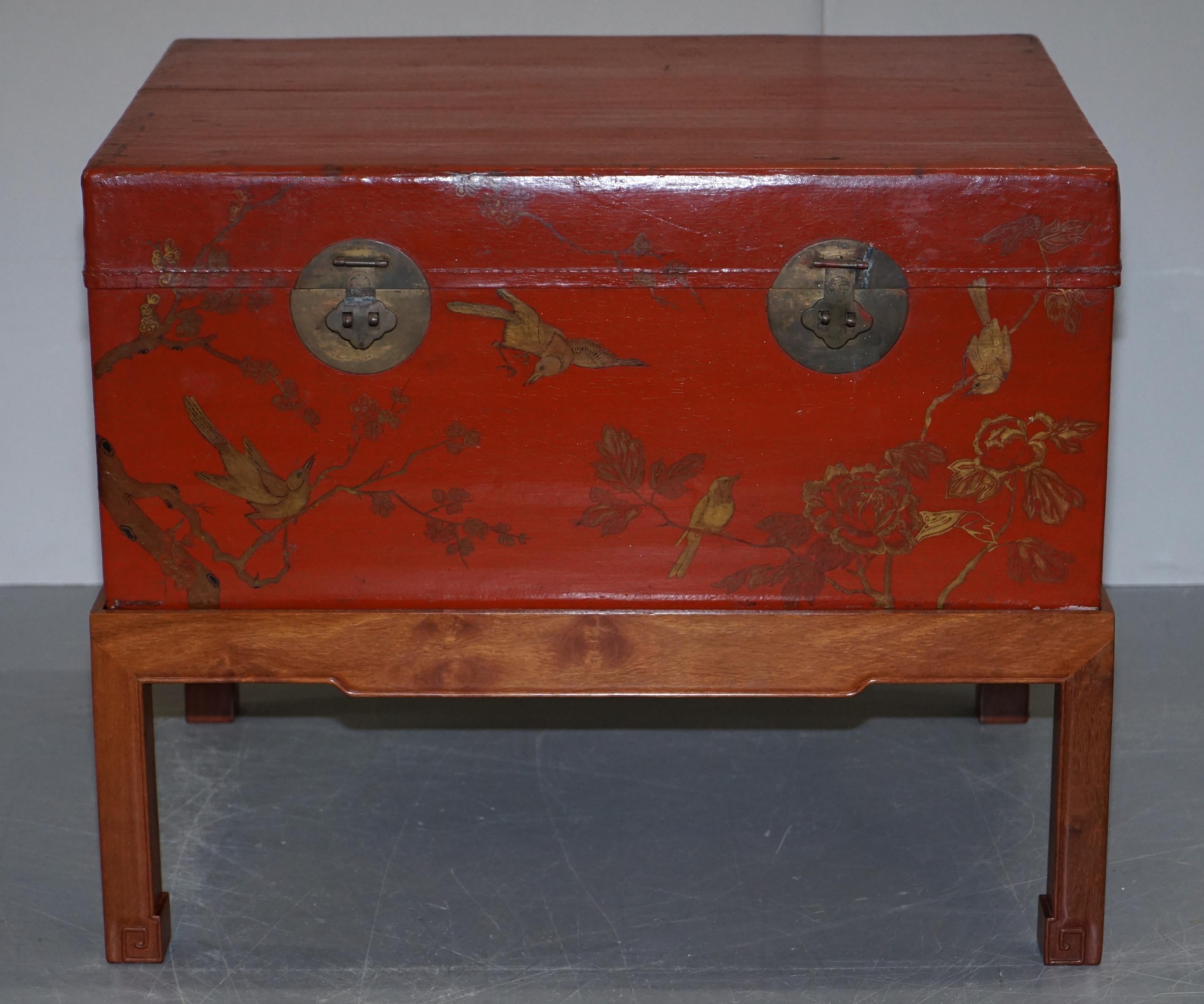 Vintage Chinese Chinoiserie Hand Painted Luggage Coffee Table Lots Storage Space For Sale 4