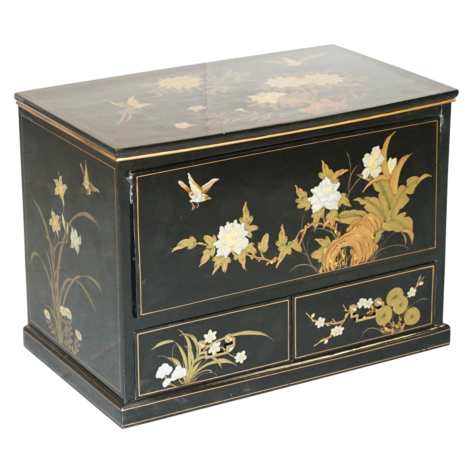 Vintage Chinese Chinoiserie TV Media Stand Black Lacquered Paint Bird & Flowers For Sale
