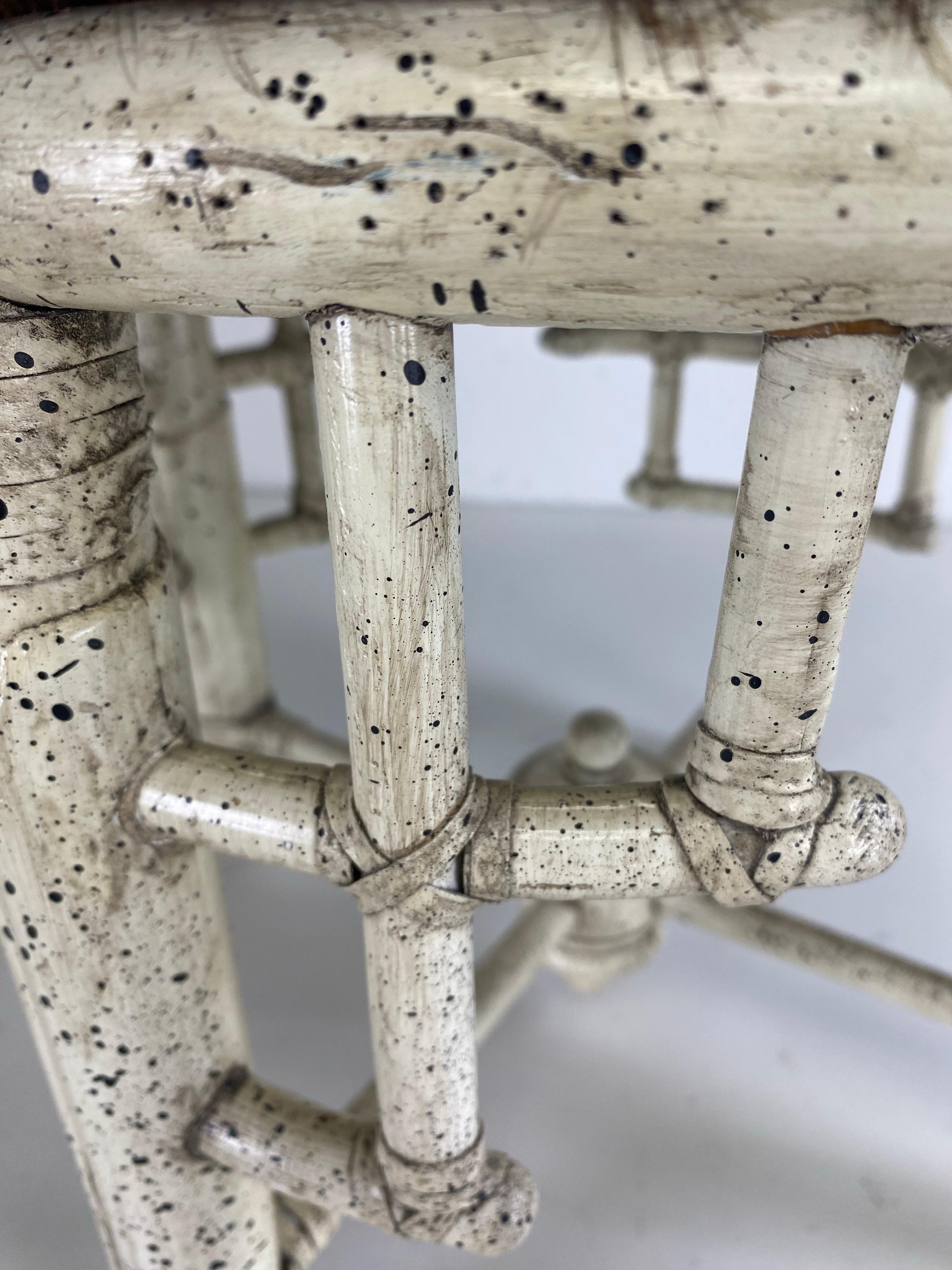 Vintage Chinese Chippendale coastal bamboo cowhide upholstery stool In Good Condition In Allentown, PA