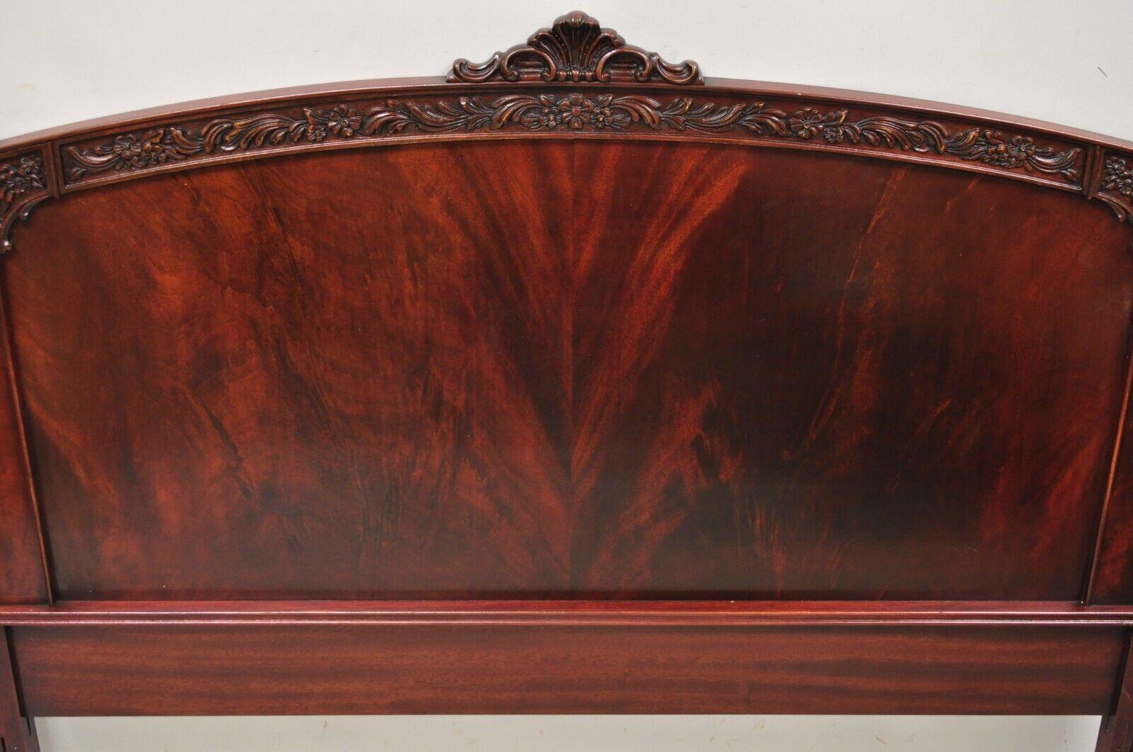 Vintage Chinese Chippendale Flame Mahogany Full Size Carved Pagoda Bed Frame In Good Condition In Philadelphia, PA