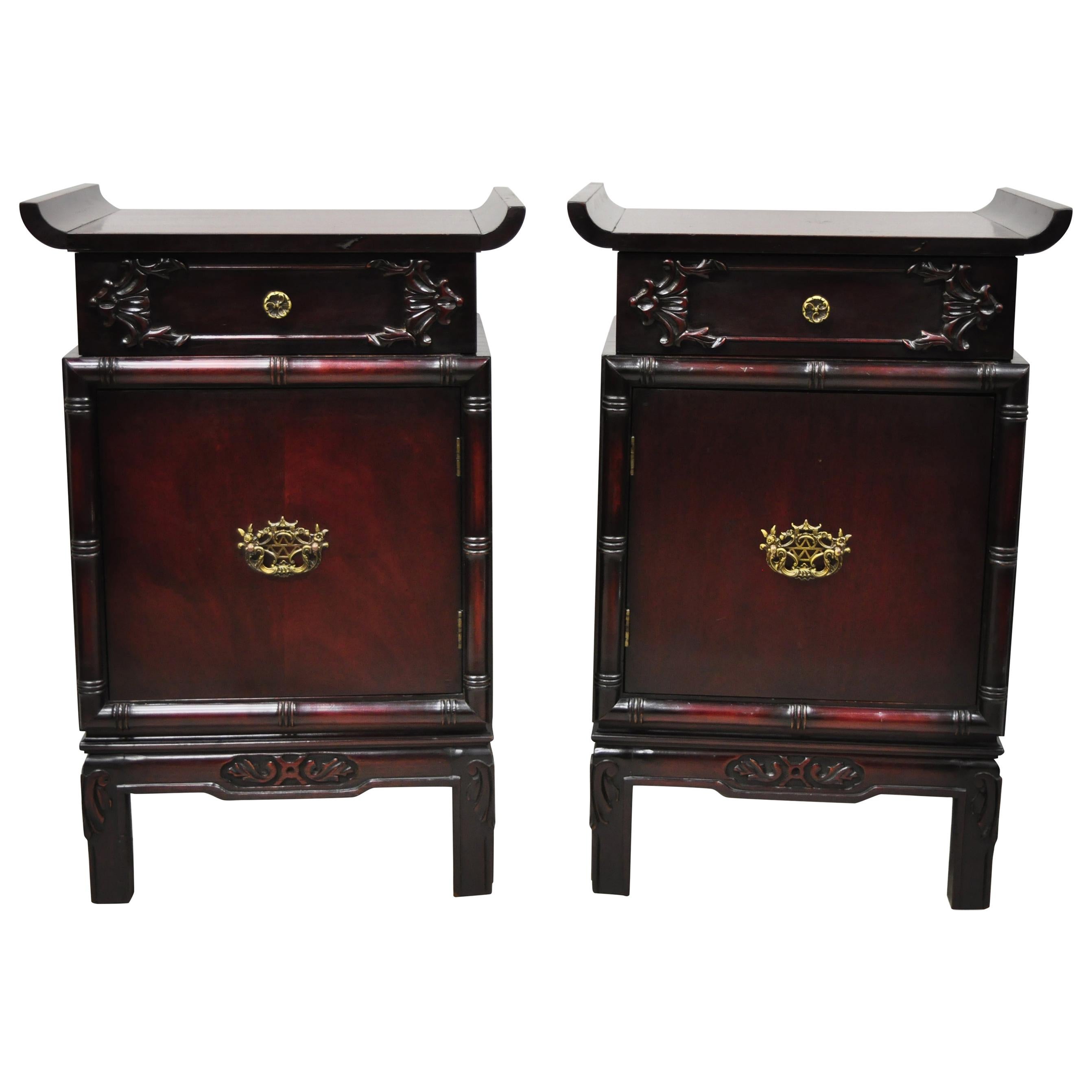 Vintage Chinese Chippendale Pagoda Top Mahogany Faux Bamboo Nightstands - a Pair
