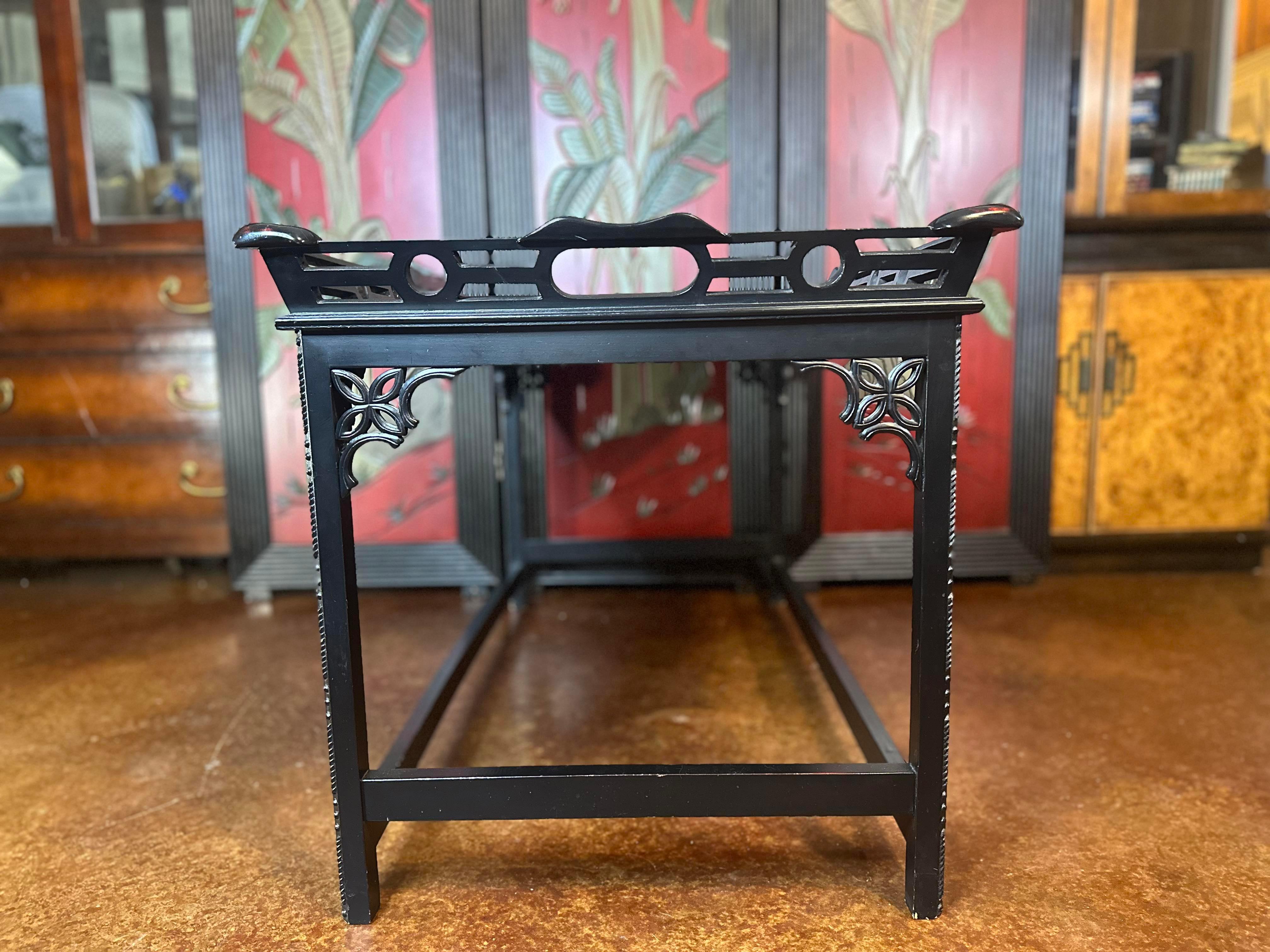 Painted Vintage Chinese Chippendale Style Ebonized Coffee Table For Sale