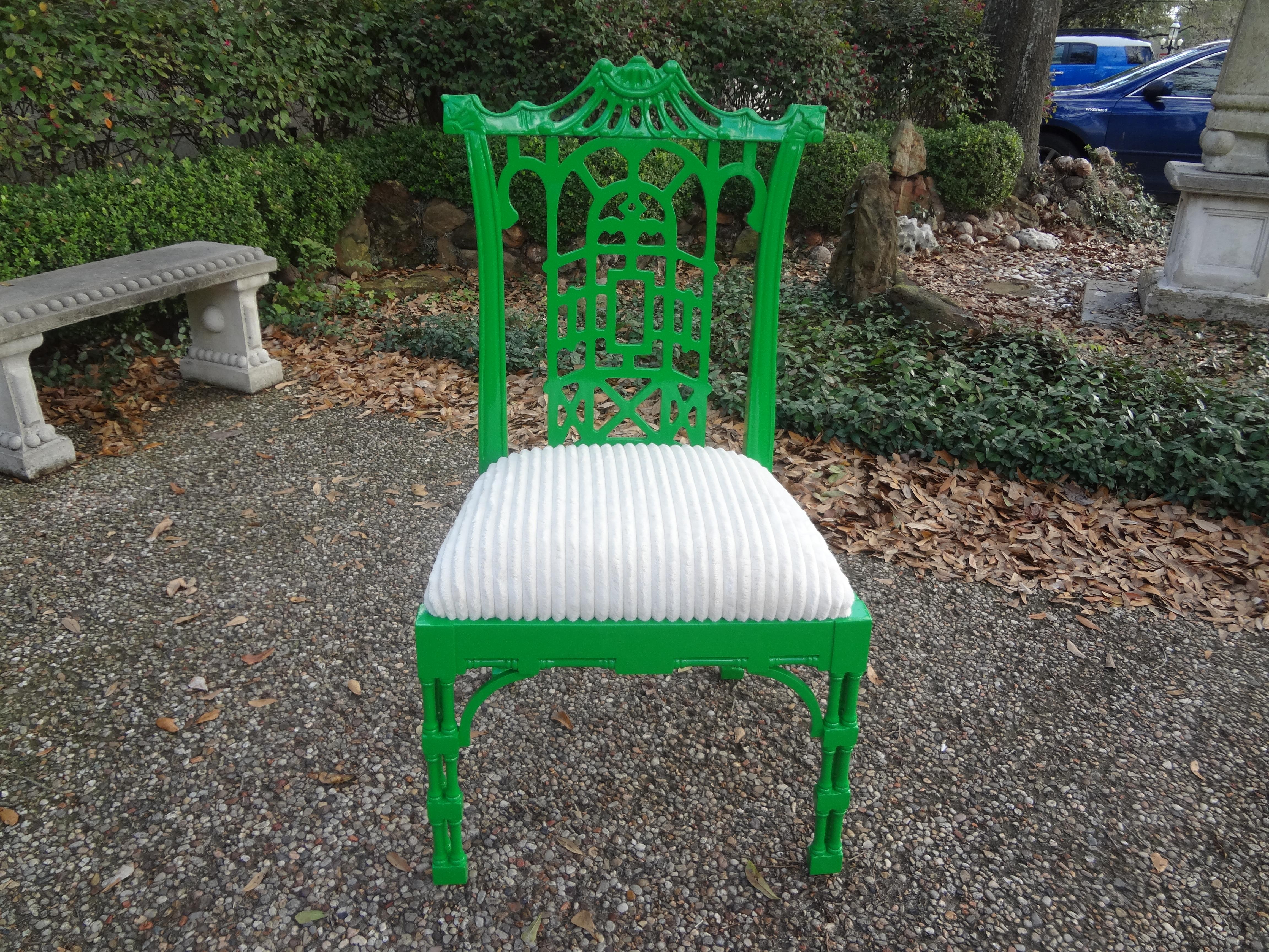 Chinesischer lackierter Vintage-Stuhl im Chippendale-Stil (Hollywood Regency) im Angebot